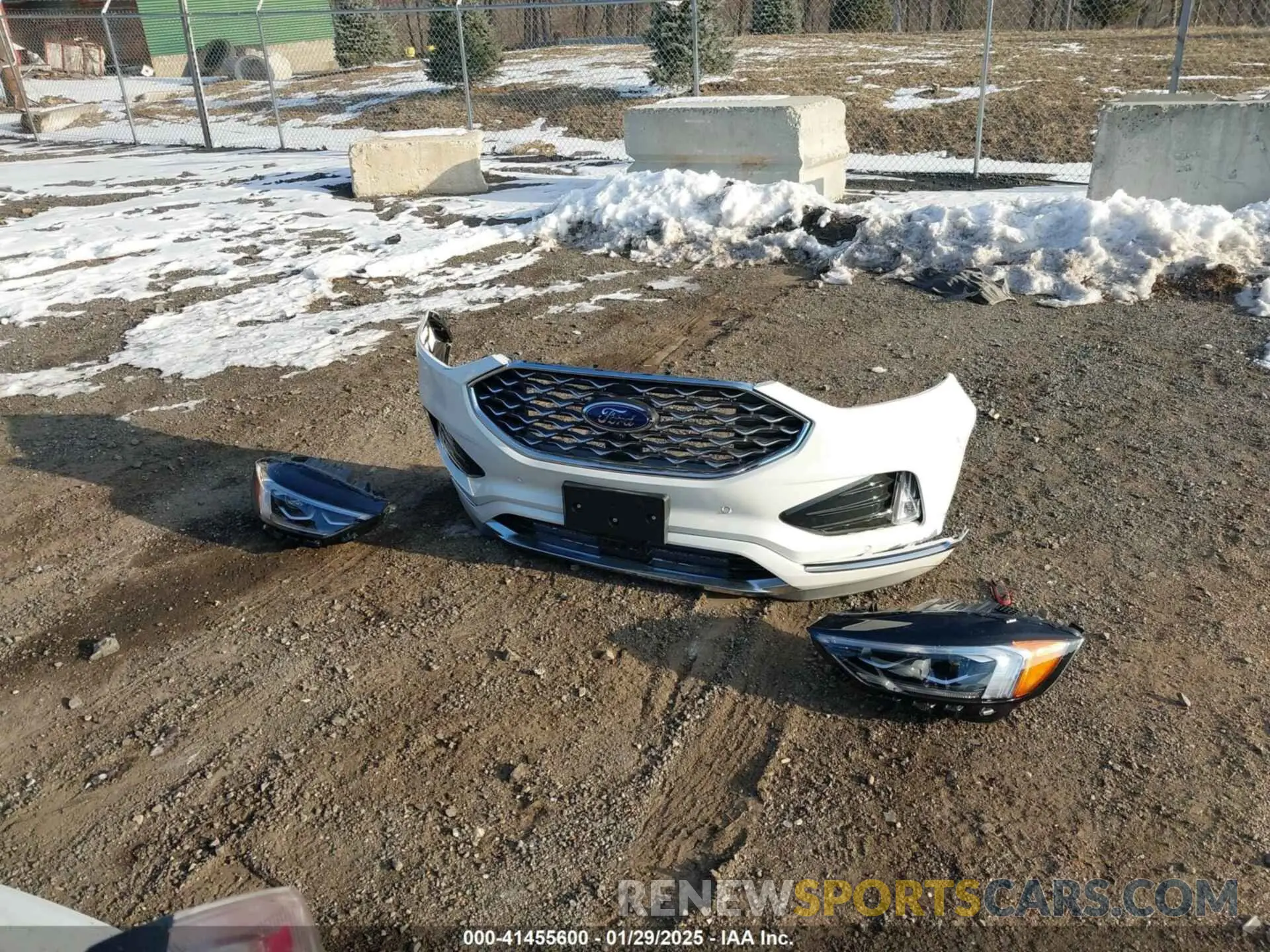 12 Photograph of a damaged car 2FMPK4K93RBA39054 FORD EDGE 2024