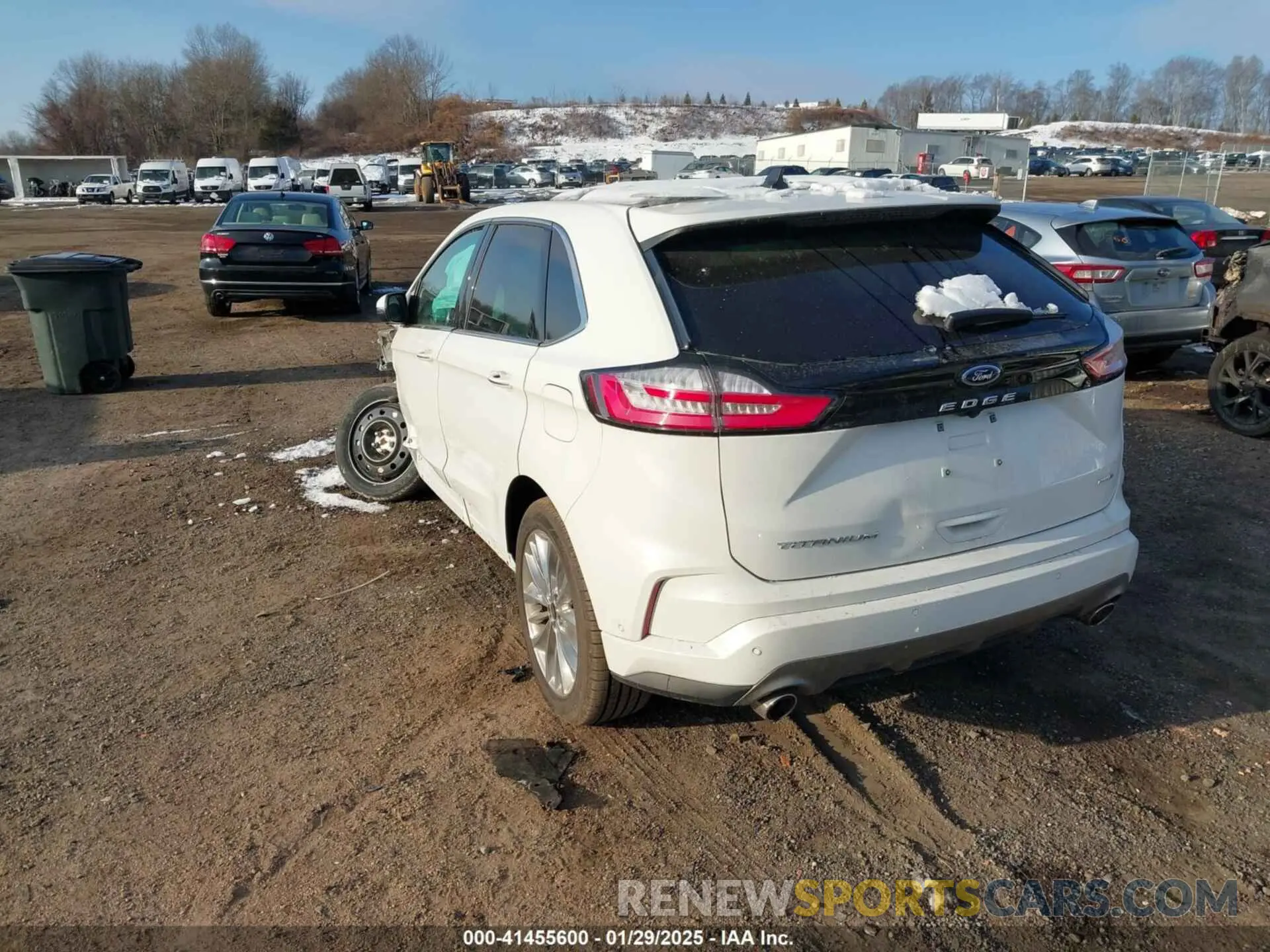3 Photograph of a damaged car 2FMPK4K93RBA39054 FORD EDGE 2024