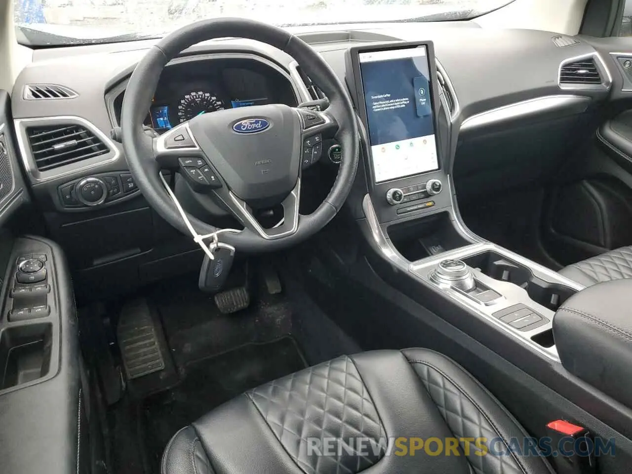 8 Photograph of a damaged car 2FMPK4K94RBA02742 FORD EDGE 2024
