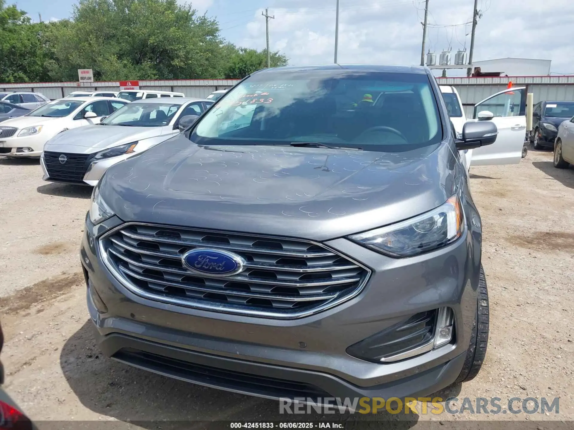 12 Photograph of a damaged car 2FMPK4K94RBA69065 FORD EDGE 2024