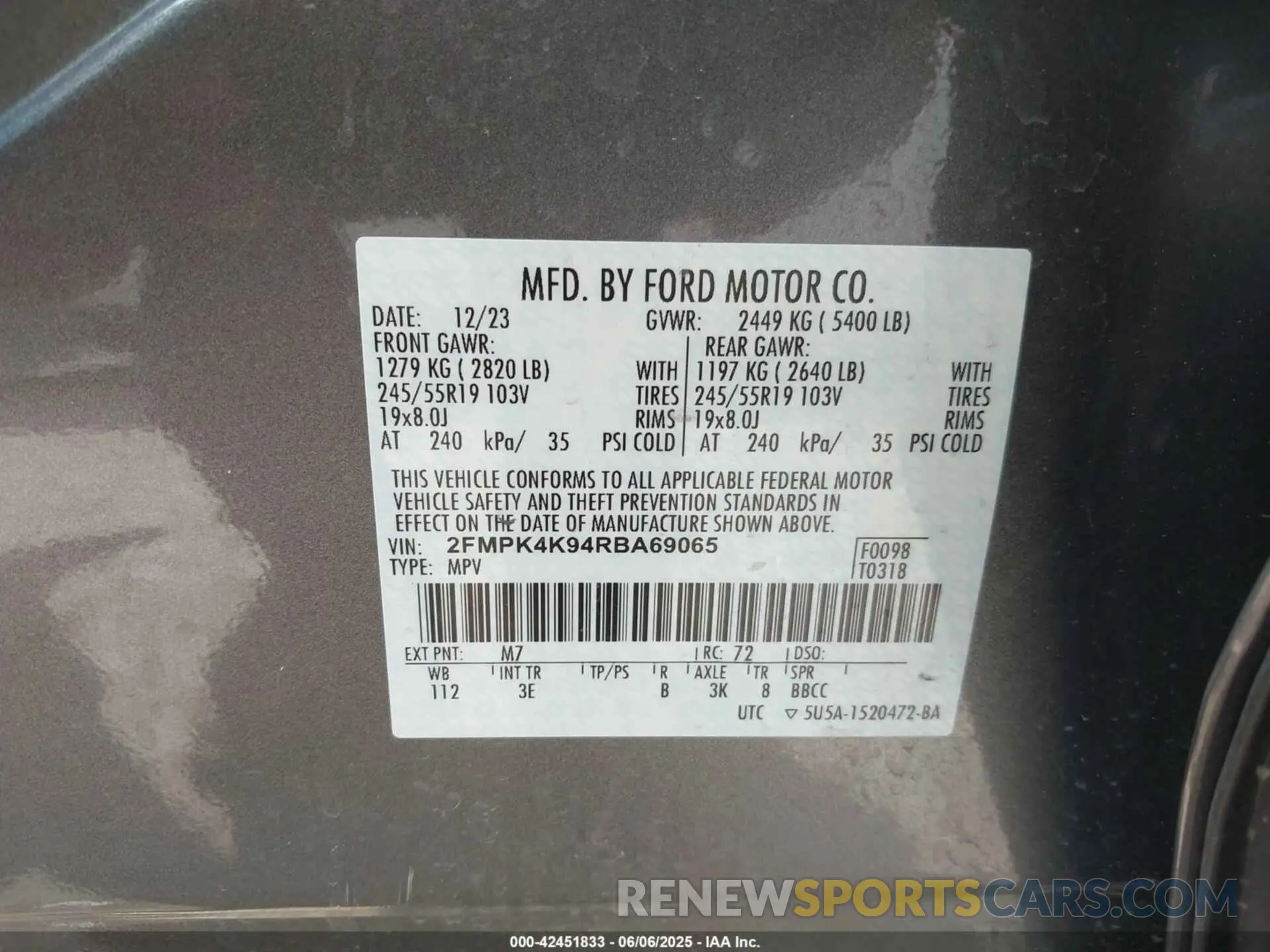 9 Photograph of a damaged car 2FMPK4K94RBA69065 FORD EDGE 2024