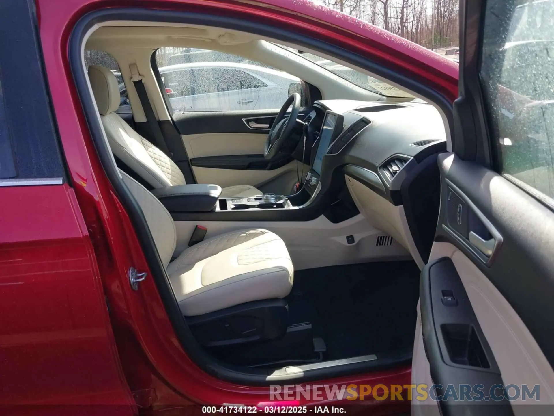 5 Photograph of a damaged car 2FMPK4K94RBA96783 FORD EDGE 2024