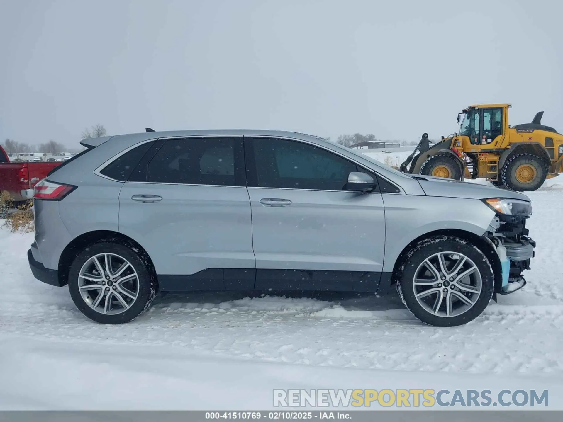 14 Photograph of a damaged car 2FMPK4K95RBA83833 FORD EDGE 2024