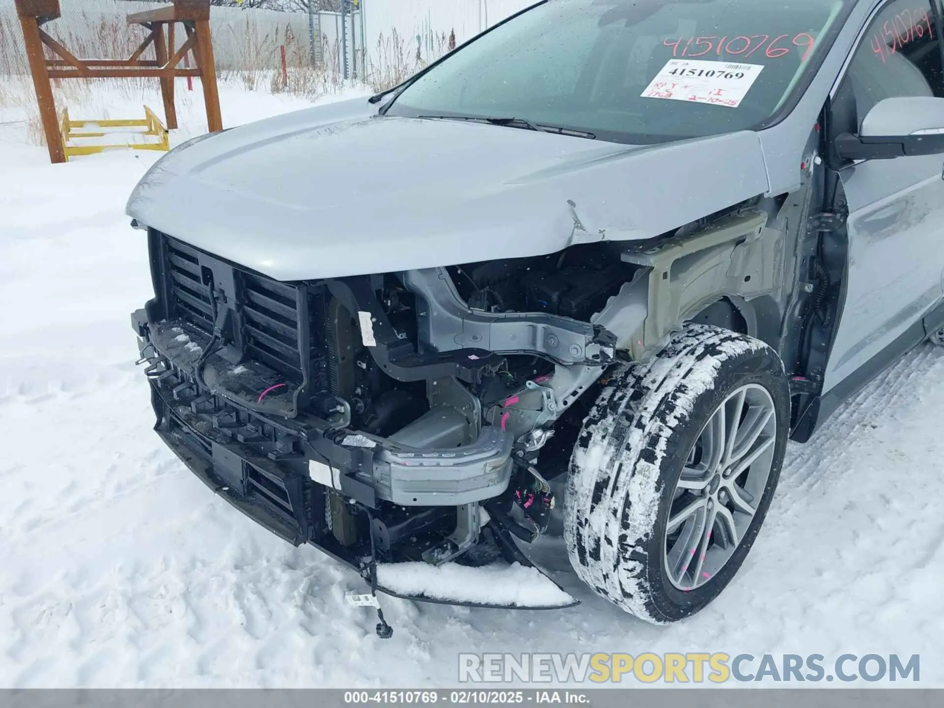 6 Photograph of a damaged car 2FMPK4K95RBA83833 FORD EDGE 2024