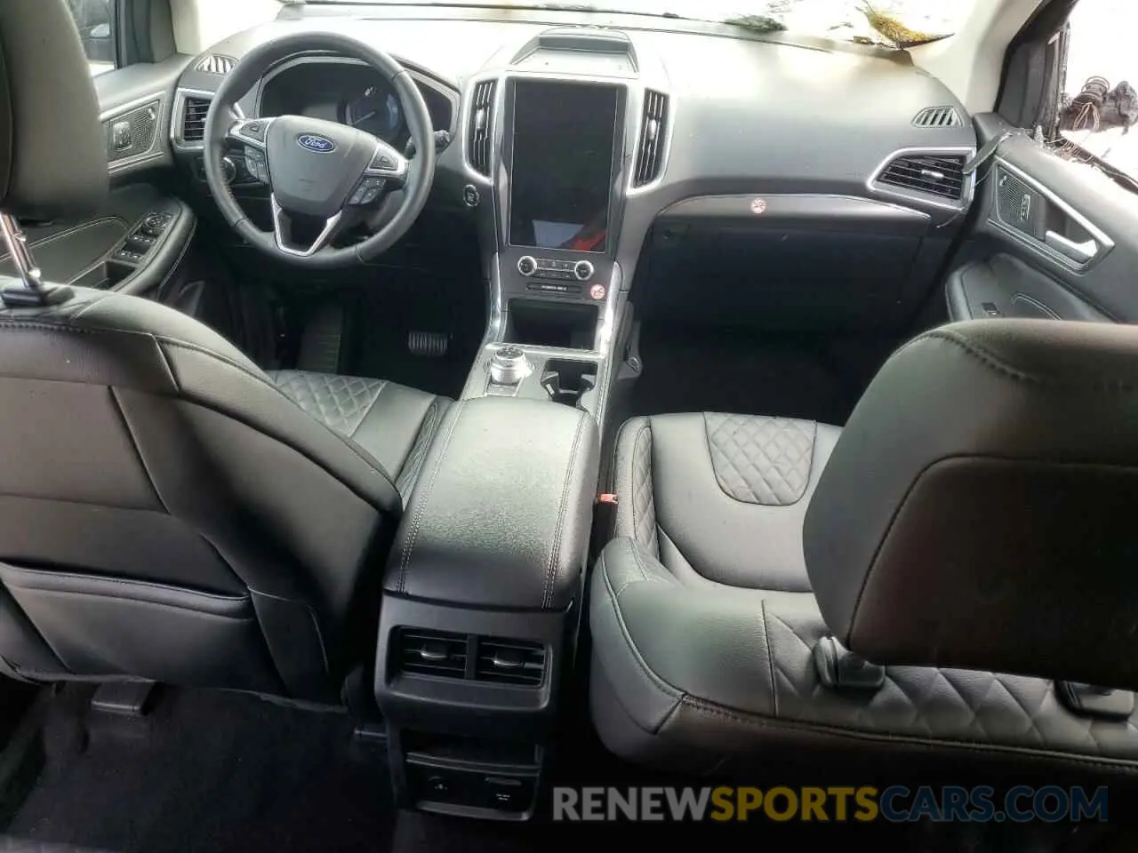 8 Photograph of a damaged car 2FMPK4K97RBA53846 FORD EDGE 2024