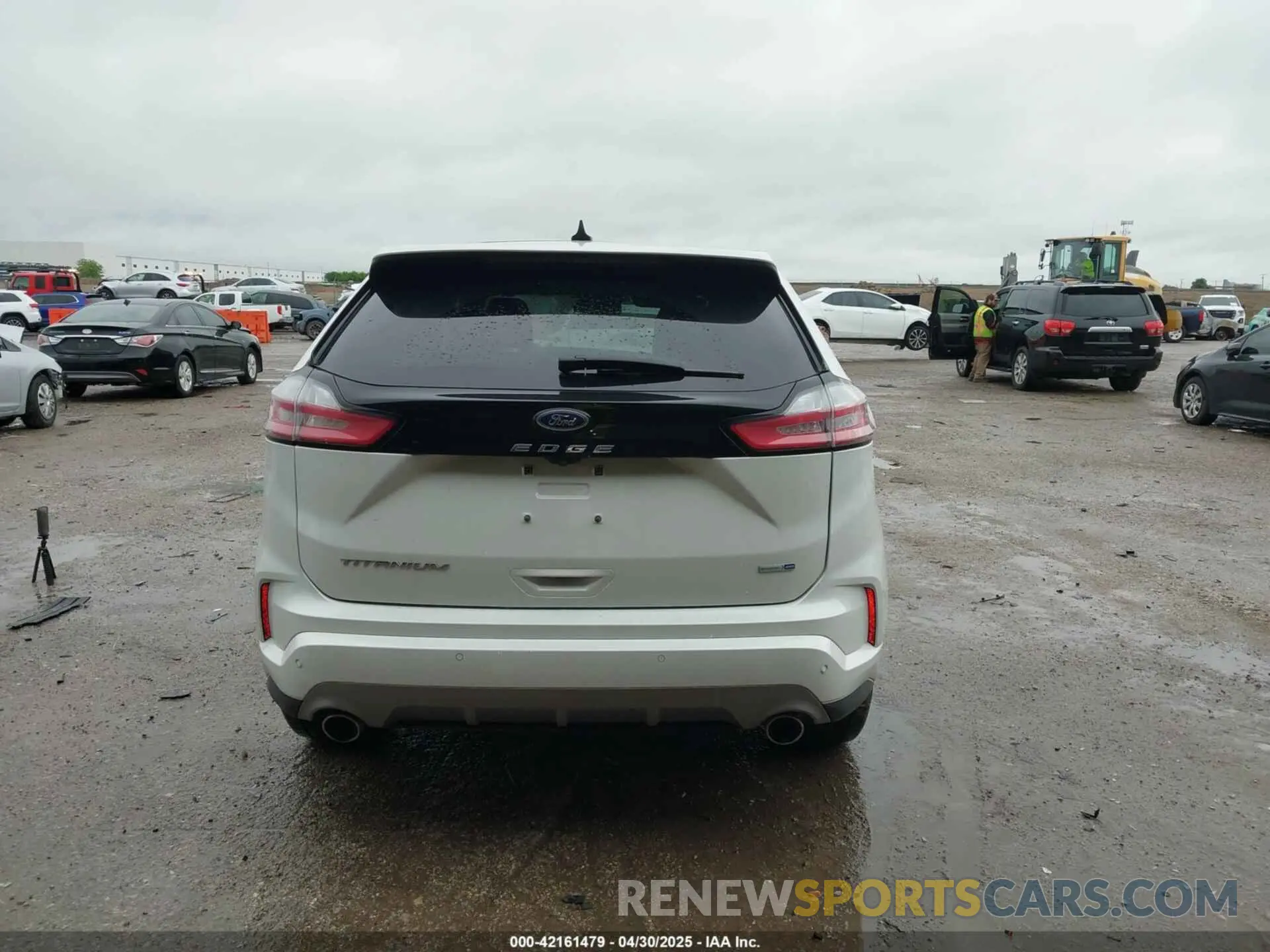 16 Photograph of a damaged car 2FMPK4K97RBA62871 FORD EDGE 2024