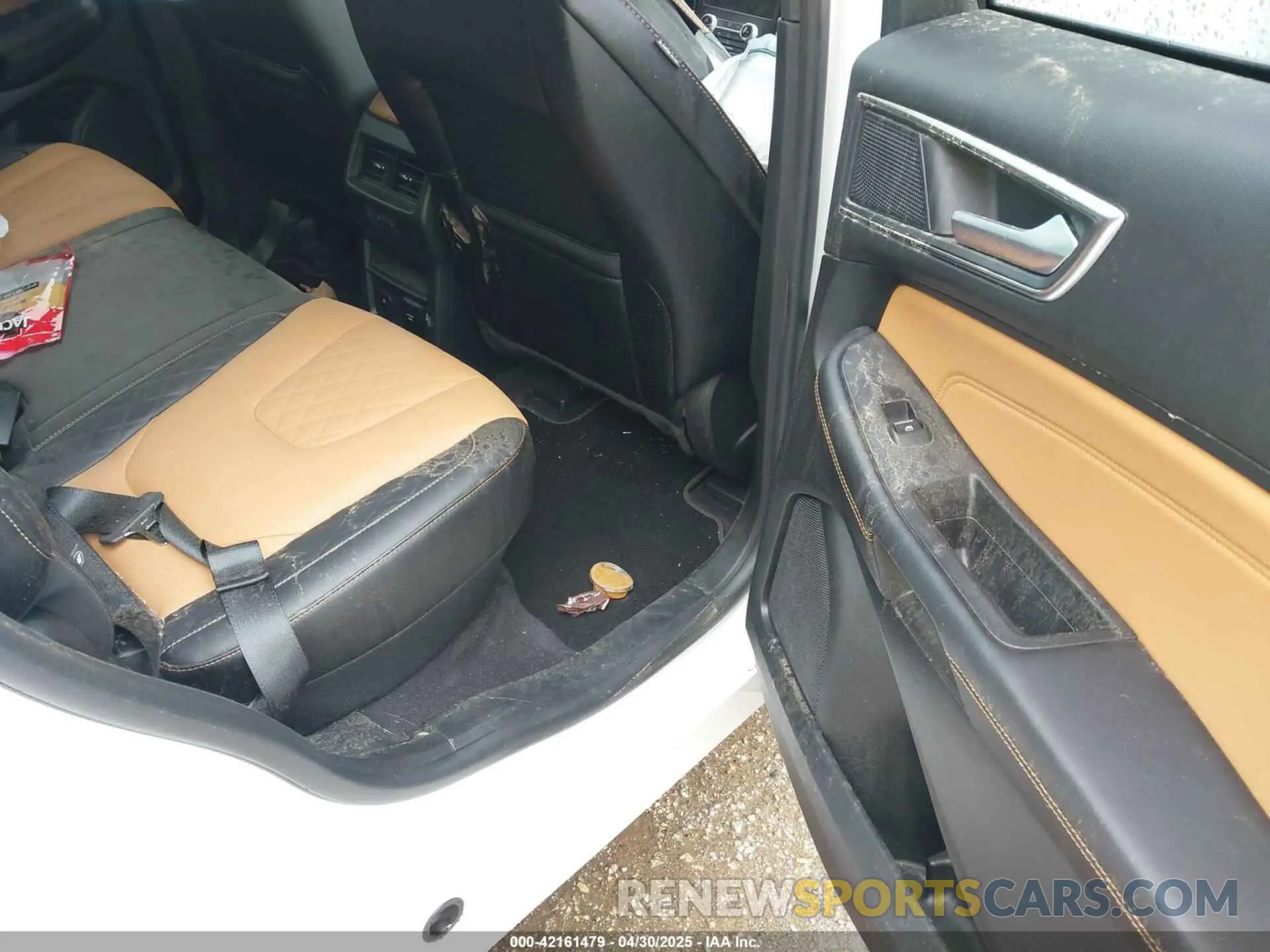 8 Photograph of a damaged car 2FMPK4K97RBA62871 FORD EDGE 2024