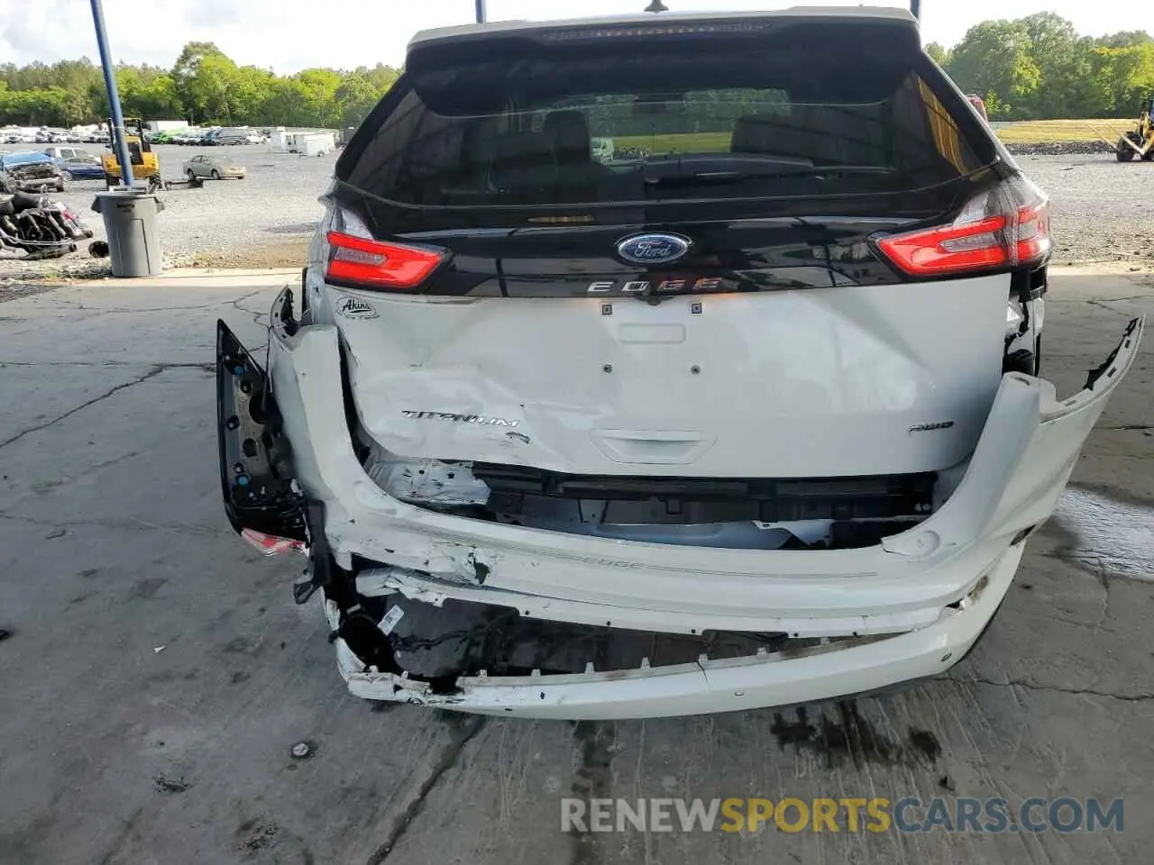 6 Photograph of a damaged car 2FMPK4K98RBB06750 FORD EDGE 2024