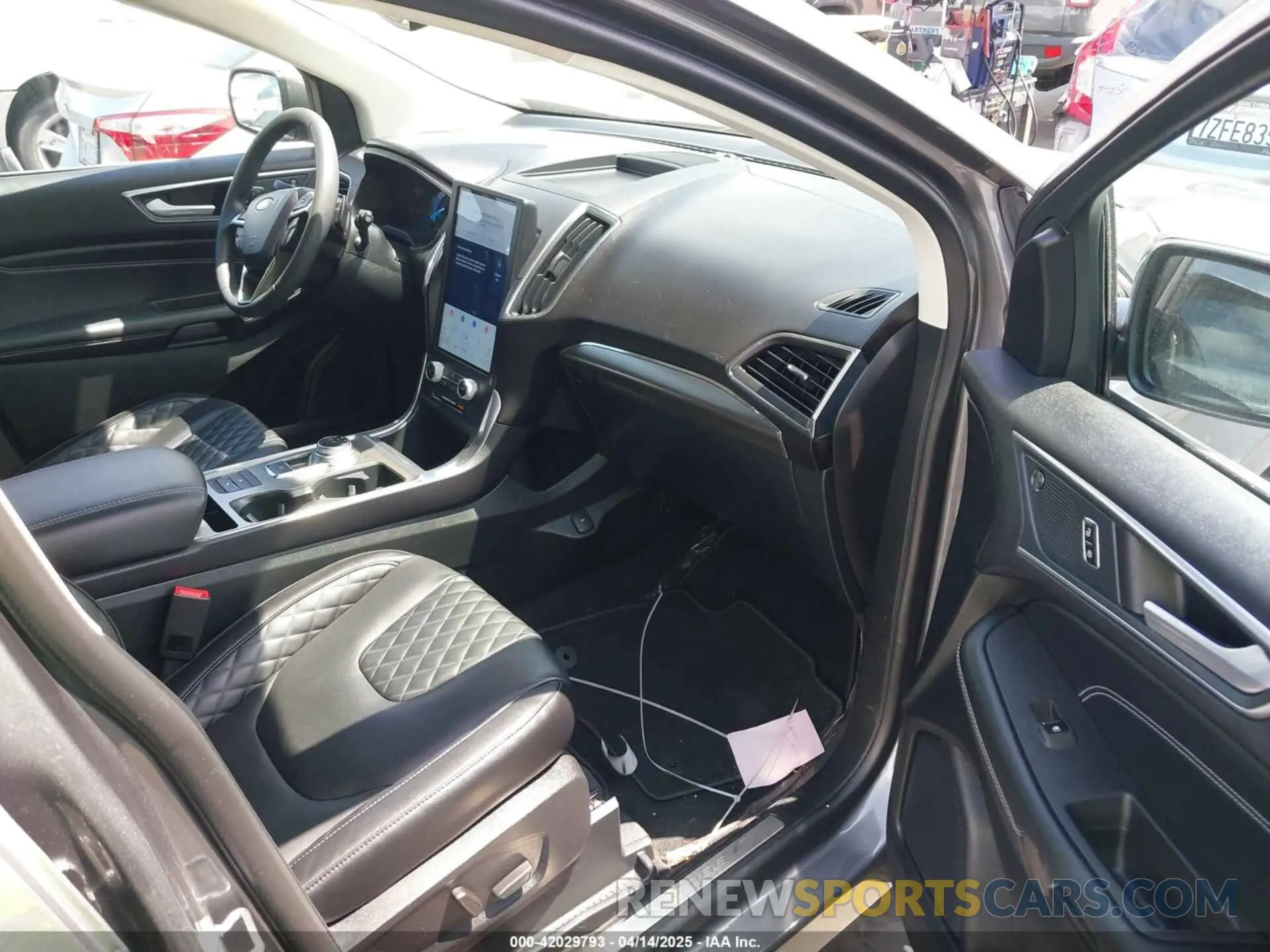 5 Photograph of a damaged car 2FMPK4K98RBB09731 FORD EDGE 2024