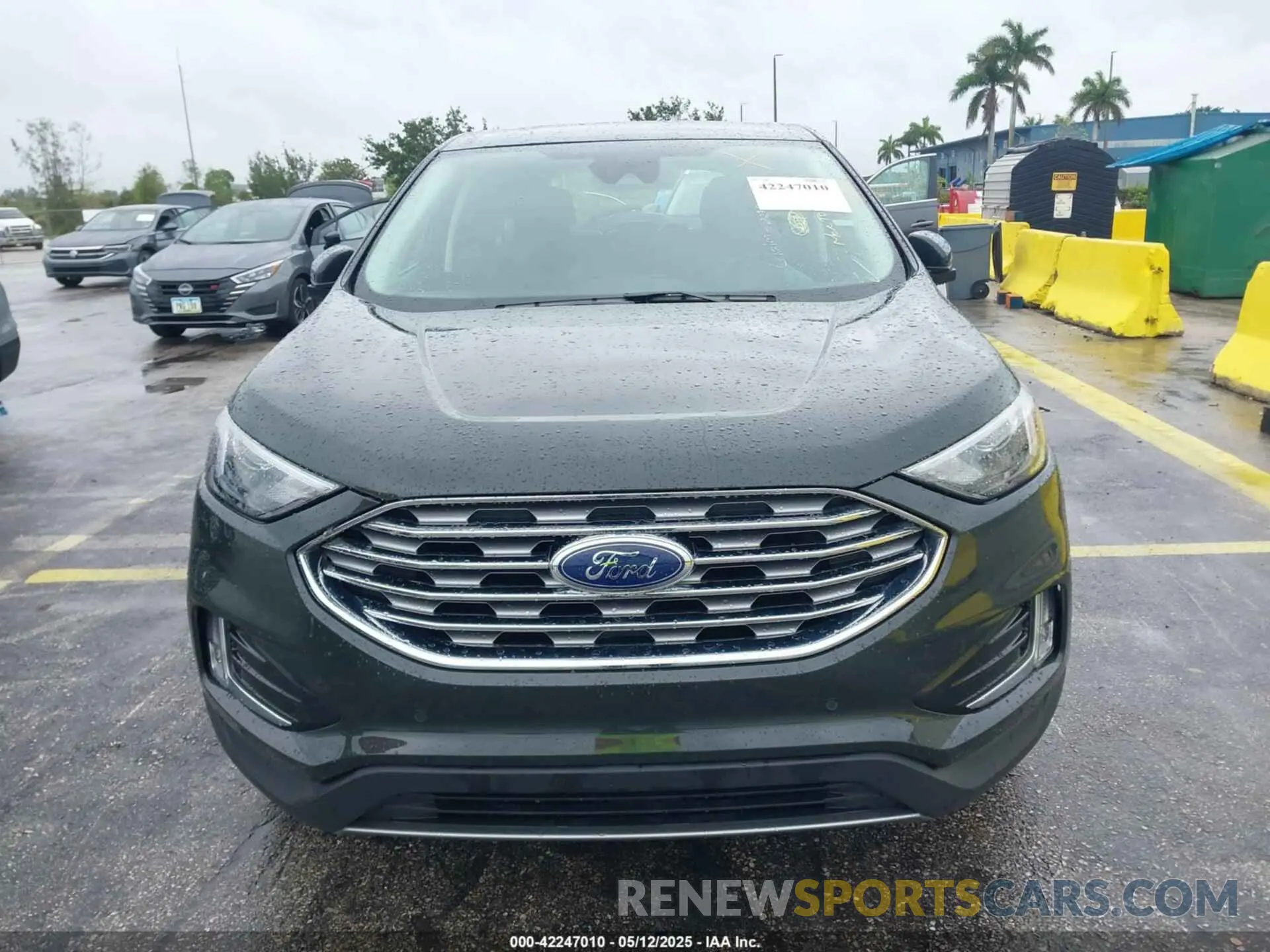12 Photograph of a damaged car 2FMPK4K99RBA50575 FORD EDGE 2024