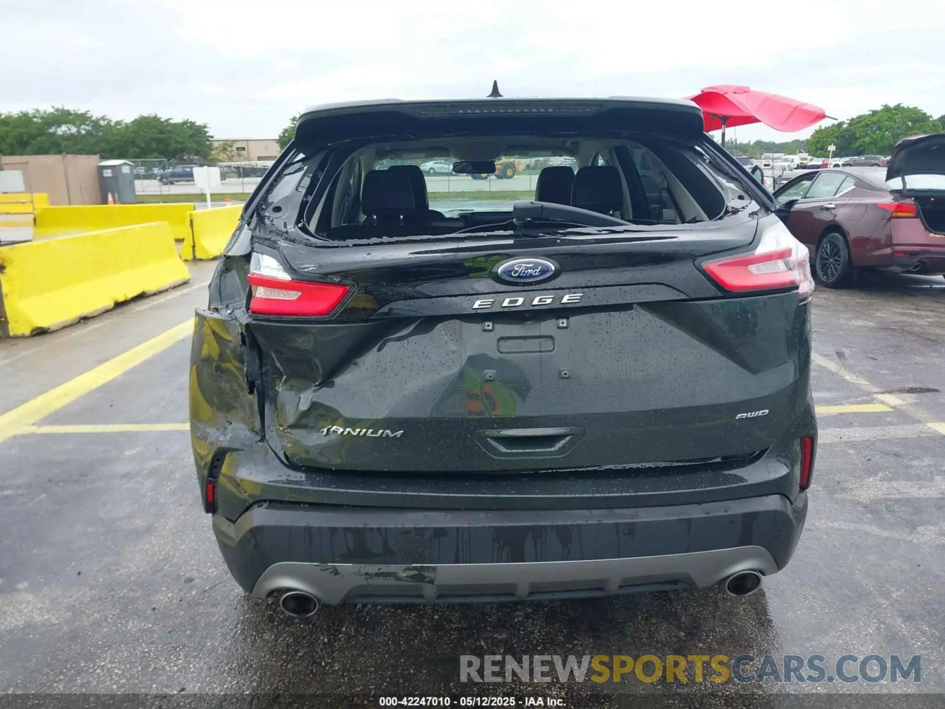 6 Photograph of a damaged car 2FMPK4K99RBA50575 FORD EDGE 2024