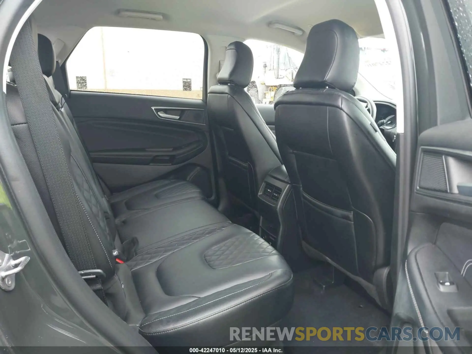8 Photograph of a damaged car 2FMPK4K99RBA50575 FORD EDGE 2024