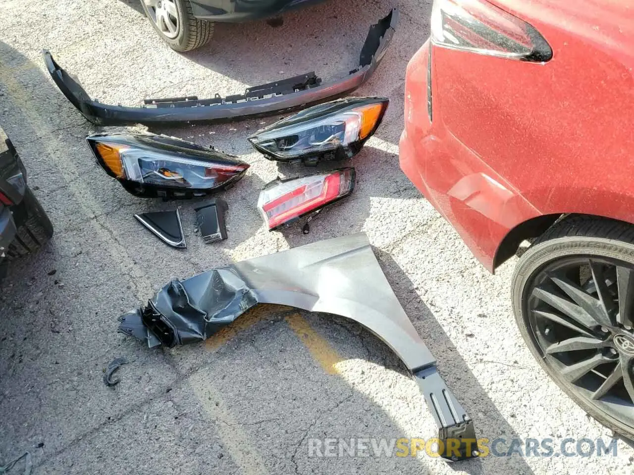 13 Photograph of a damaged car 2FMPK4K9XRBA05578 FORD EDGE 2024