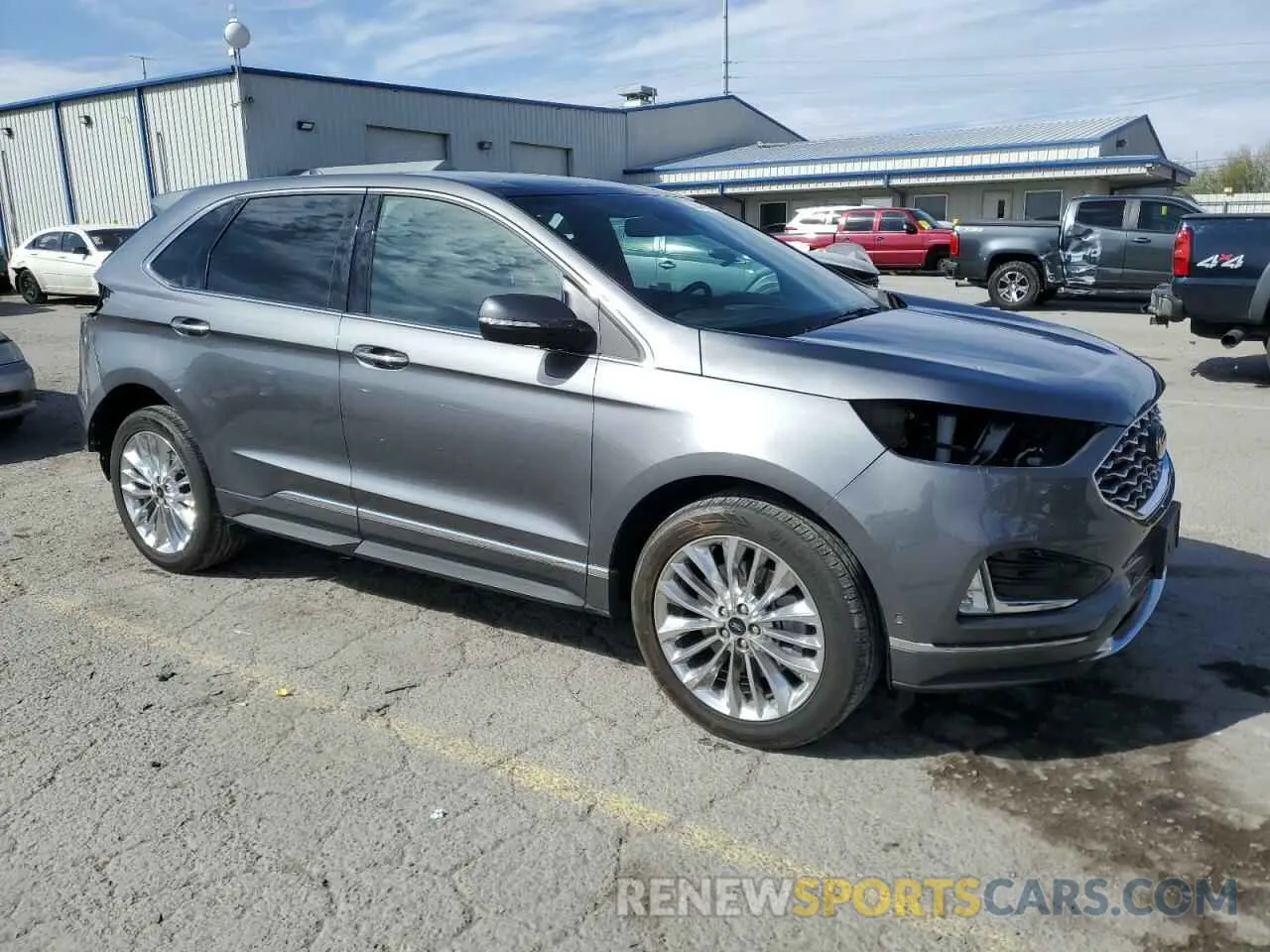 4 Photograph of a damaged car 2FMPK4K9XRBA05578 FORD EDGE 2024