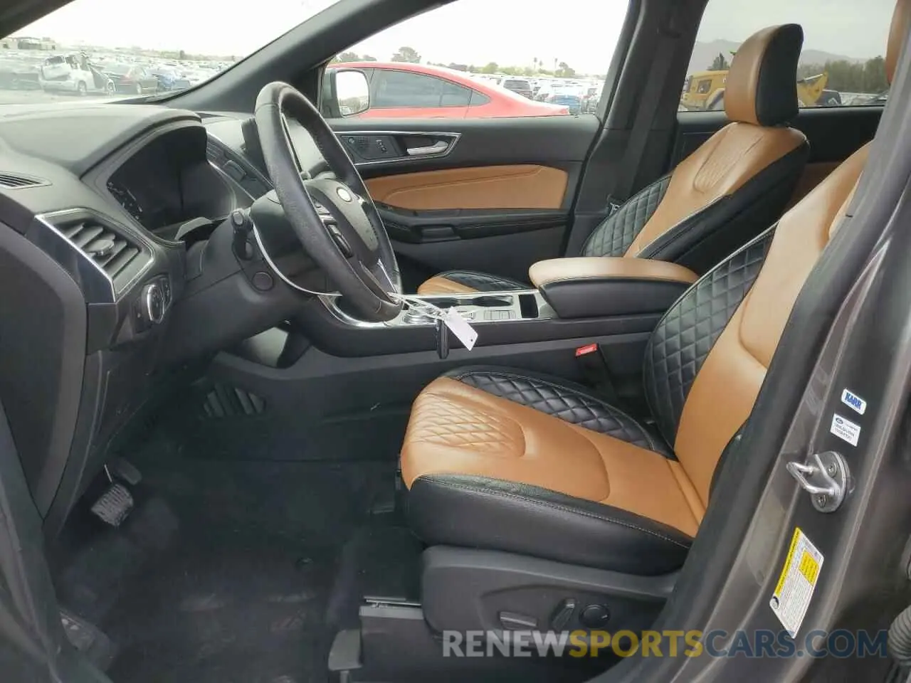 7 Photograph of a damaged car 2FMPK4K9XRBA05578 FORD EDGE 2024