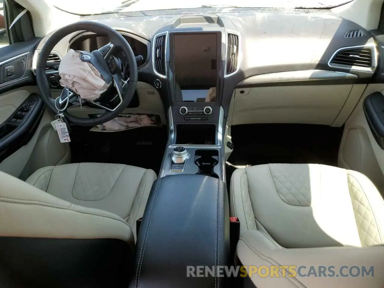 8 Photograph of a damaged car 2FMPK4K9XRBA75680 FORD EDGE 2024