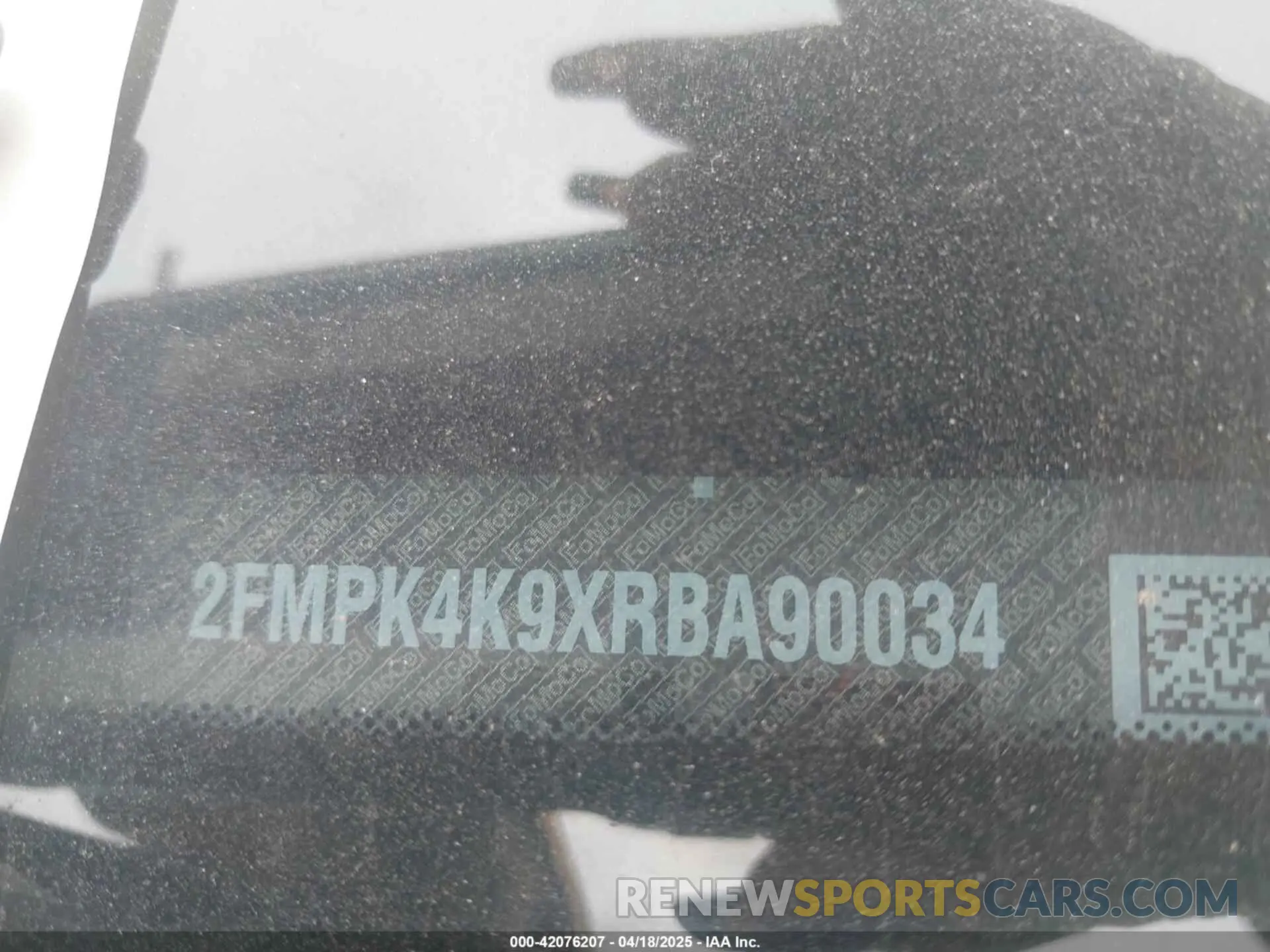 9 Photograph of a damaged car 2FMPK4K9XRBA90034 FORD EDGE 2024