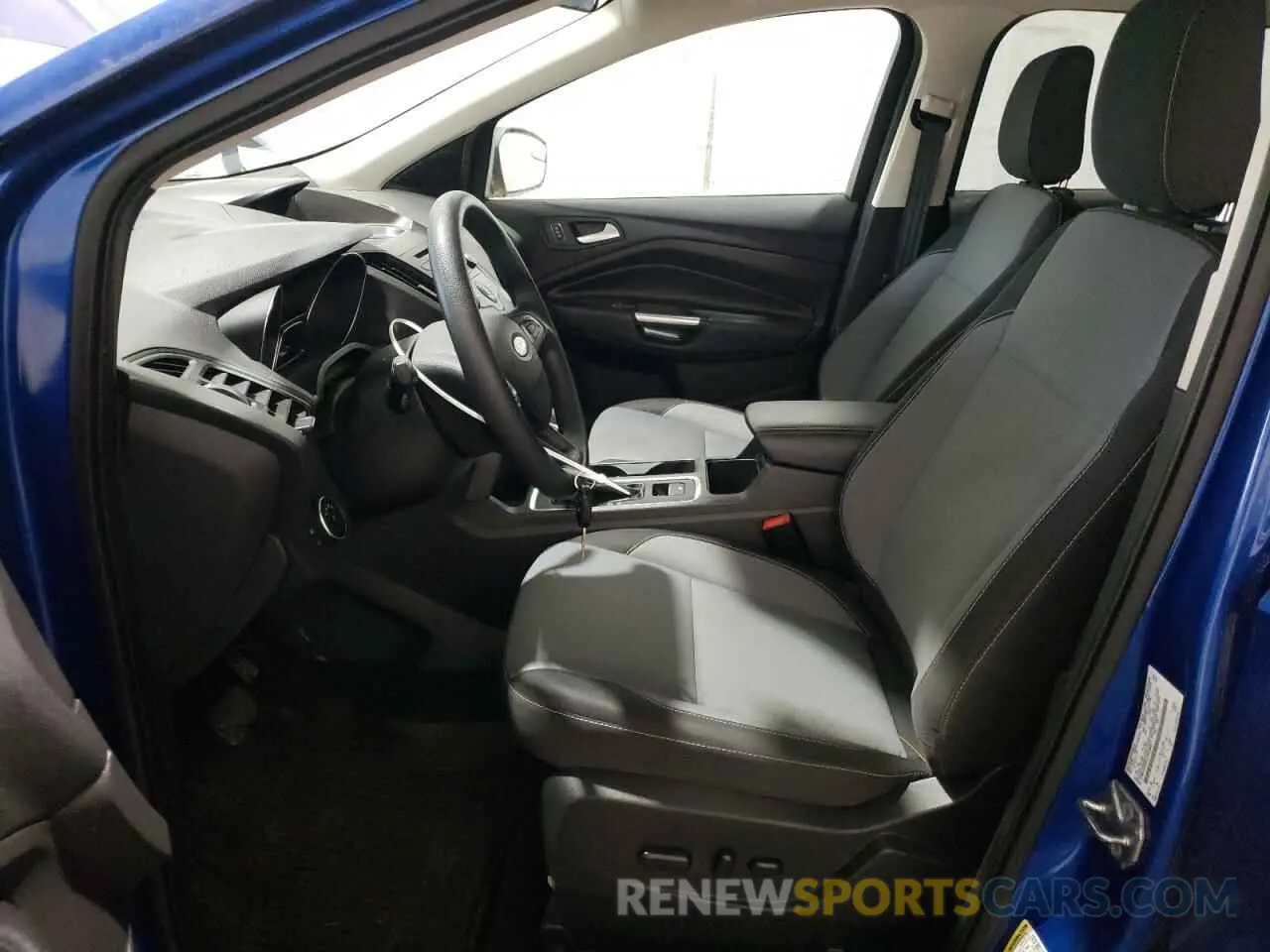 7 Photograph of a damaged car 1FMCU0GD6JUD05986 FORD ESCAPE 2018