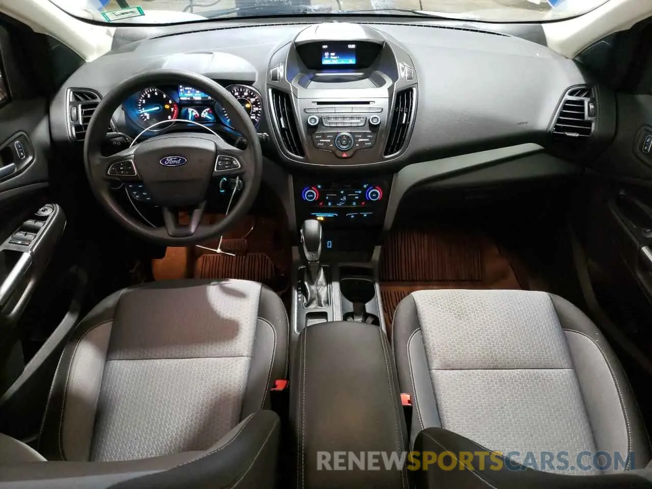 8 Photograph of a damaged car 1FMCU0GD6JUD05986 FORD ESCAPE 2018