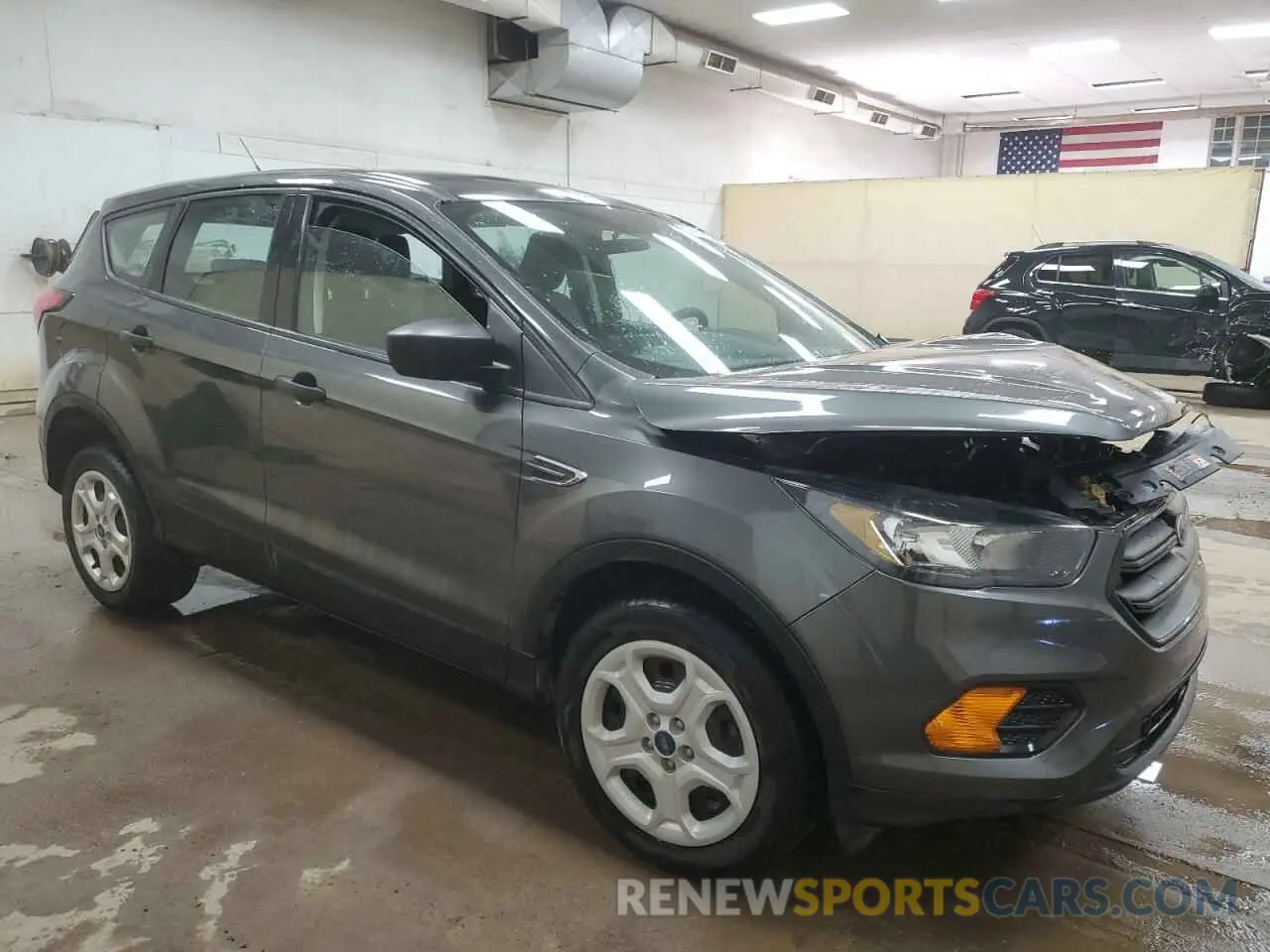 4 Photograph of a damaged car 1FMCU0F70KUA26563 FORD ESCAPE 2019