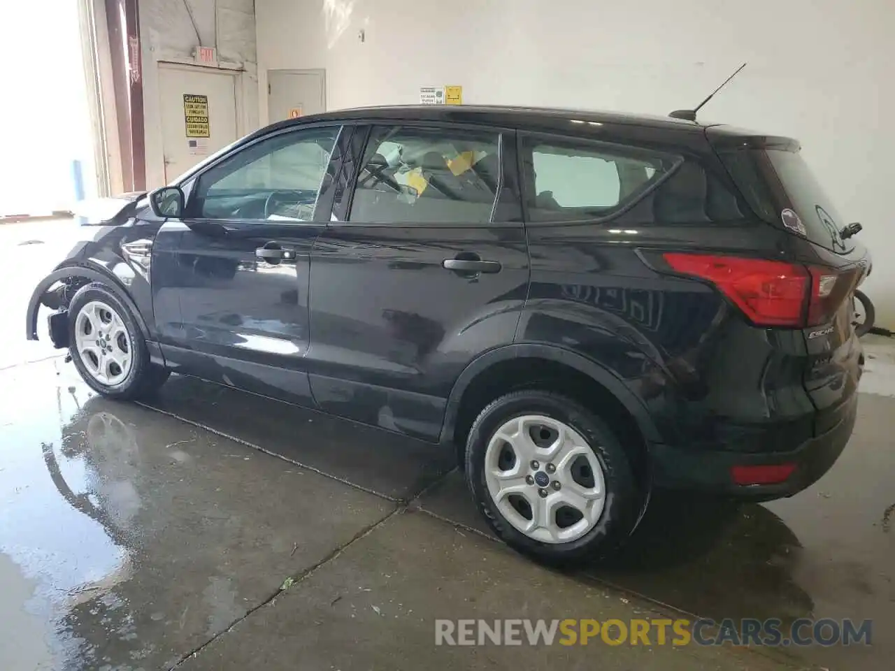 2 Photograph of a damaged car 1FMCU0F70KUB02749 FORD ESCAPE 2019