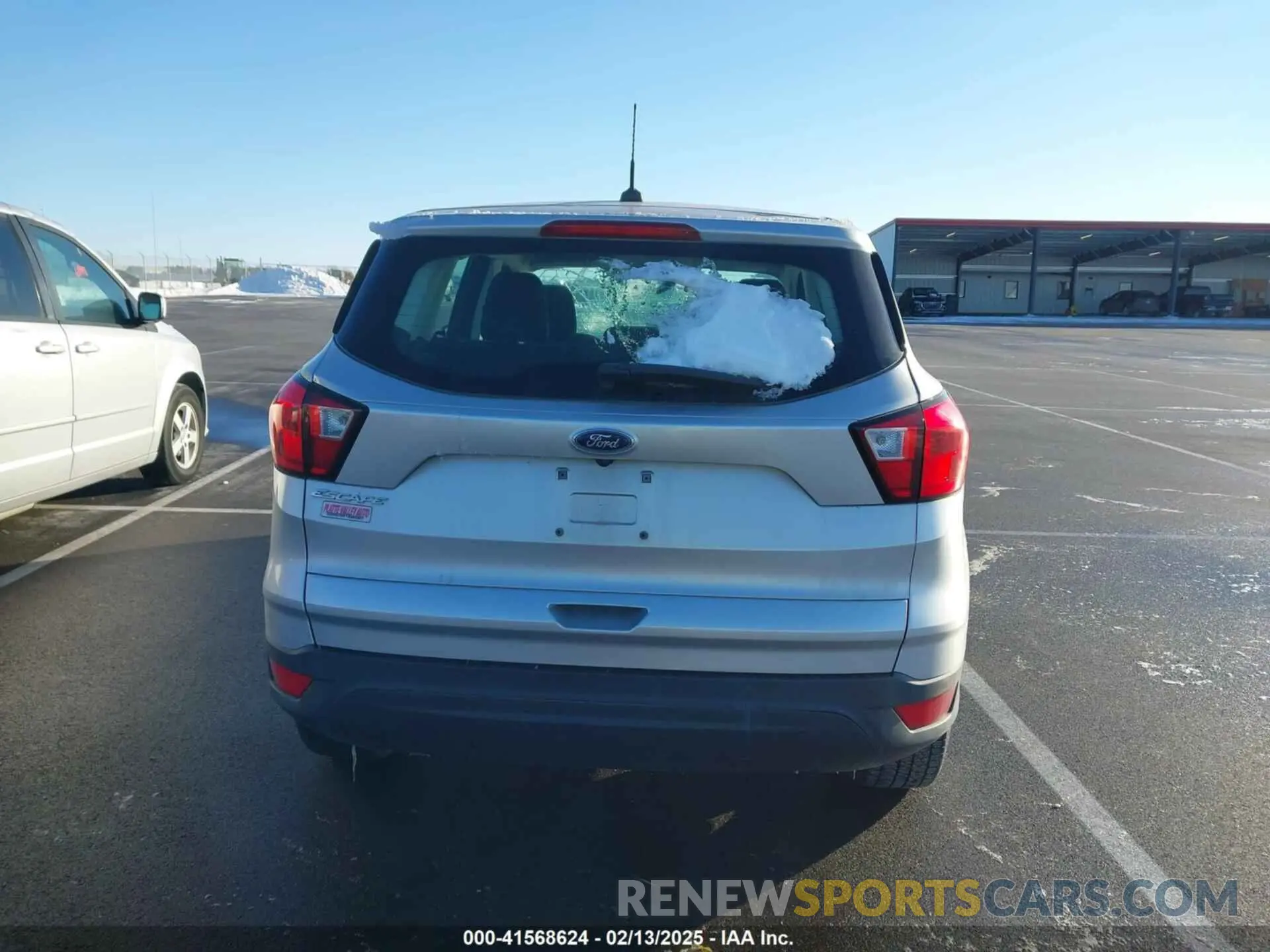 16 Photograph of a damaged car 1FMCU0F70KUB27232 FORD ESCAPE 2019