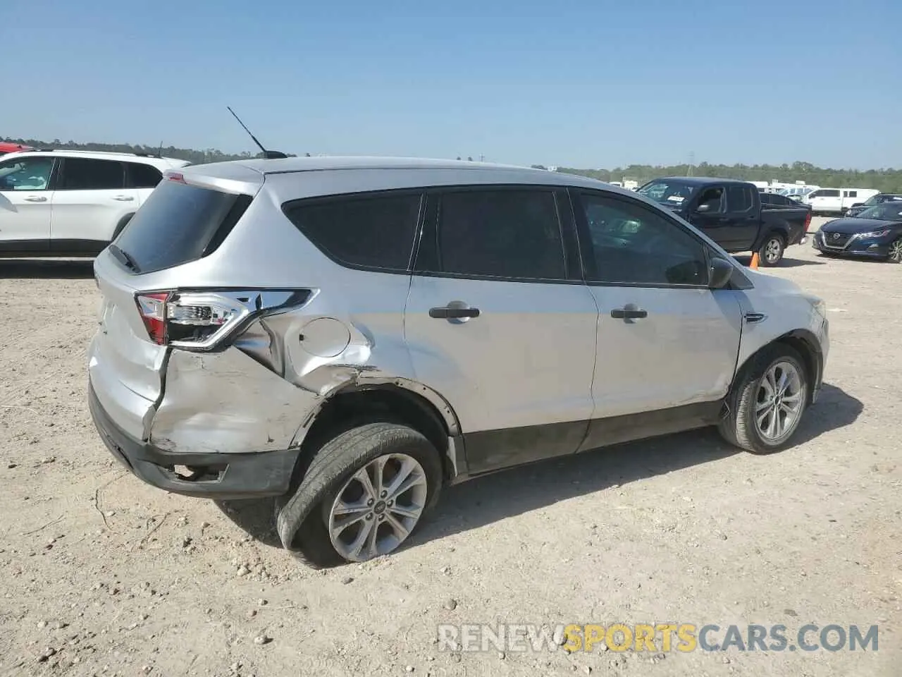 3 Photograph of a damaged car 1FMCU0F70KUC03130 FORD ESCAPE 2019