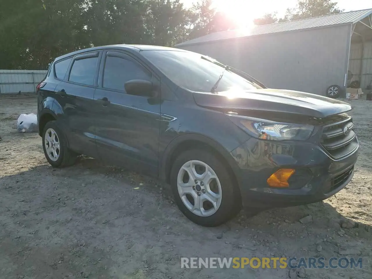 4 Photograph of a damaged car 1FMCU0F70KUC46656 FORD ESCAPE 2019