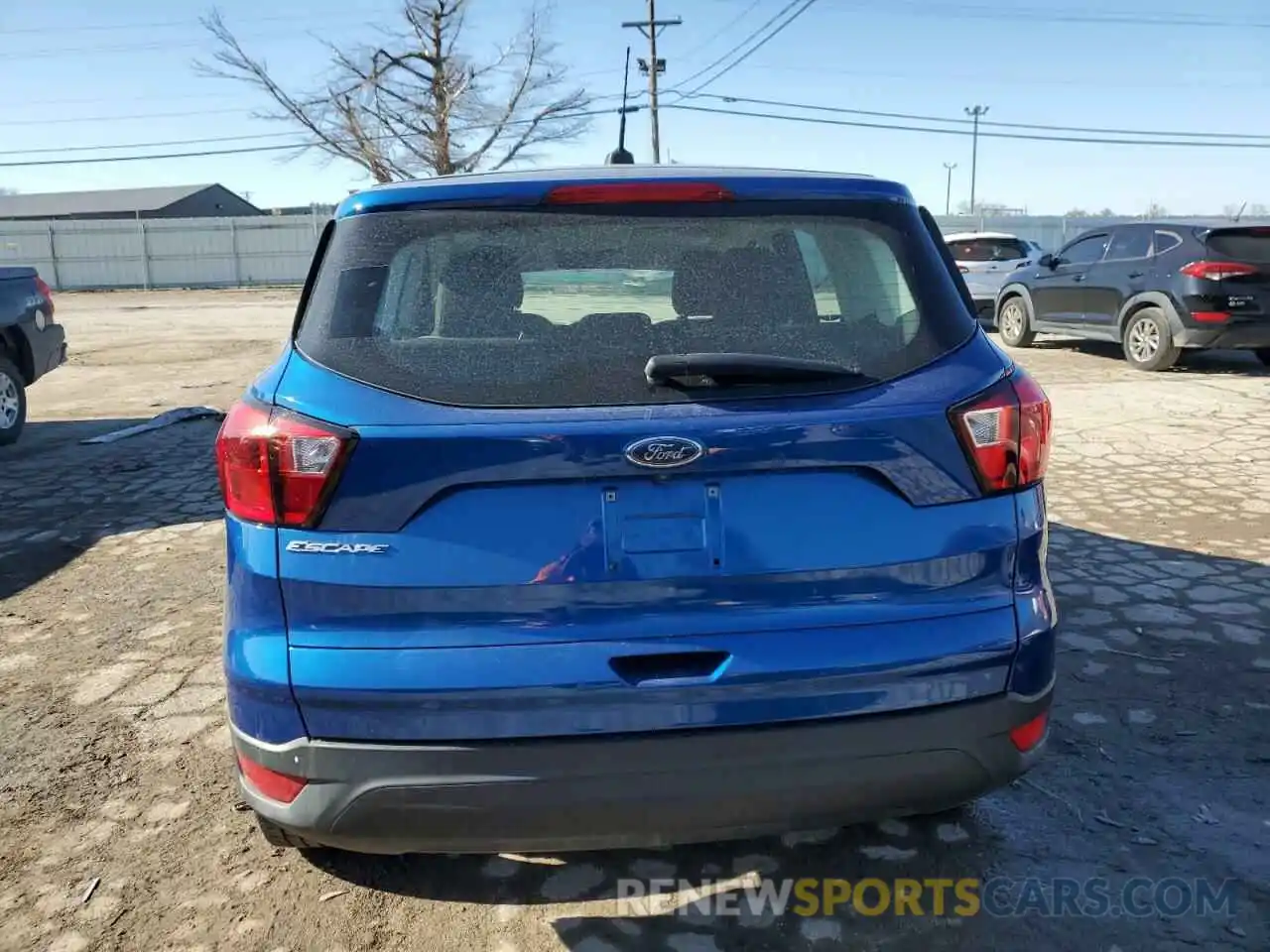 6 Photograph of a damaged car 1FMCU0F70KUC53641 FORD ESCAPE 2019