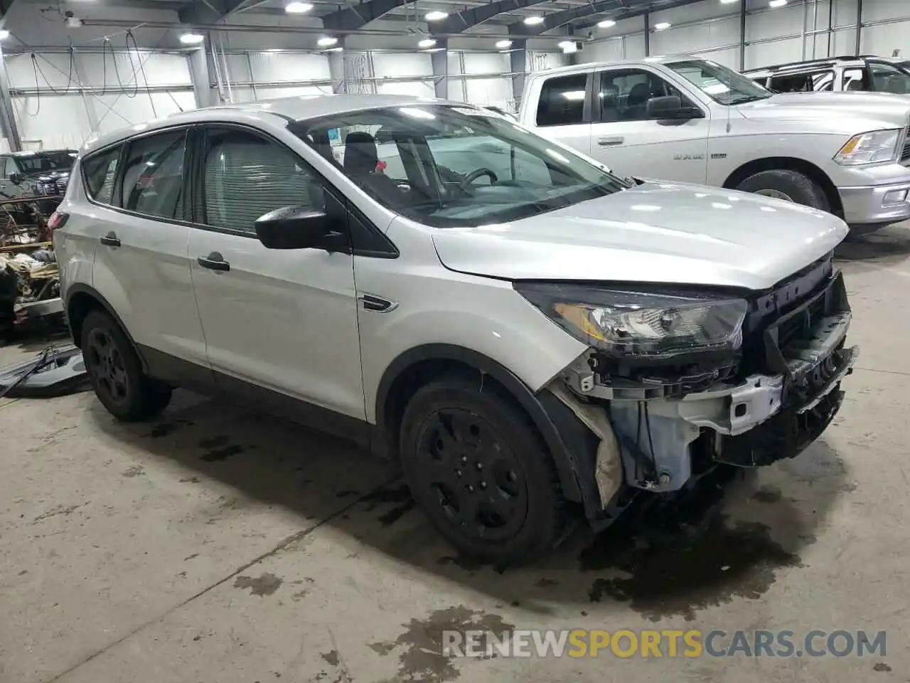 4 Photograph of a damaged car 1FMCU0F70KUC54305 FORD ESCAPE 2019