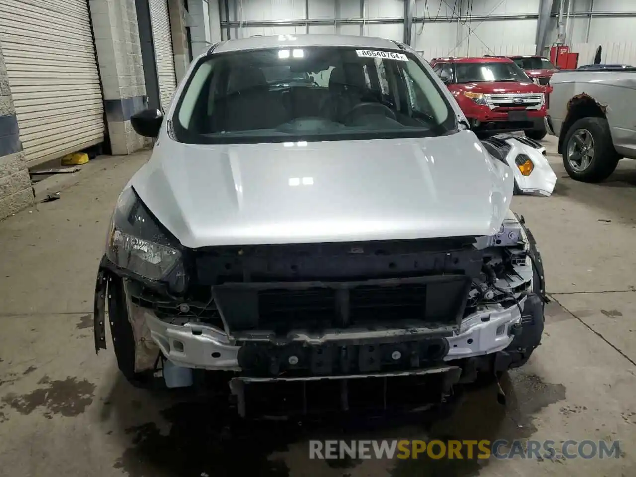 5 Photograph of a damaged car 1FMCU0F70KUC54305 FORD ESCAPE 2019