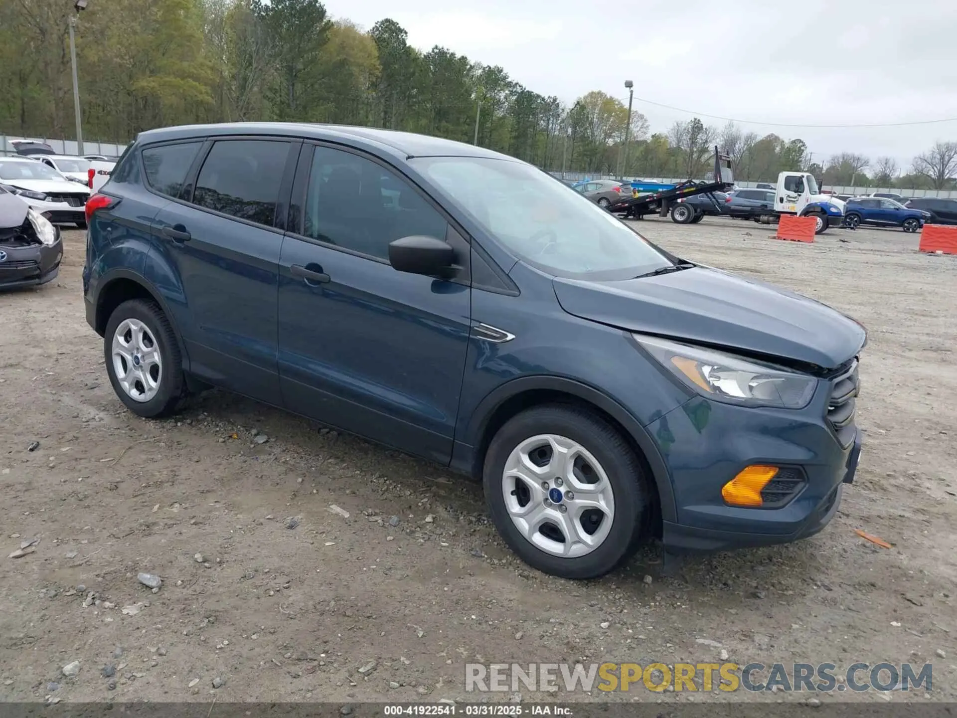 1 Photograph of a damaged car 1FMCU0F71KUA12994 FORD ESCAPE 2019
