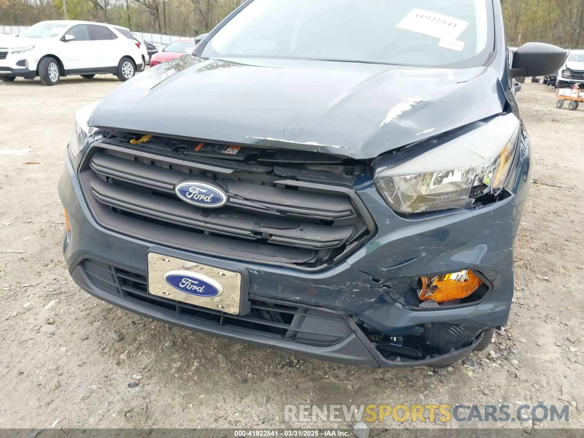 6 Photograph of a damaged car 1FMCU0F71KUA12994 FORD ESCAPE 2019