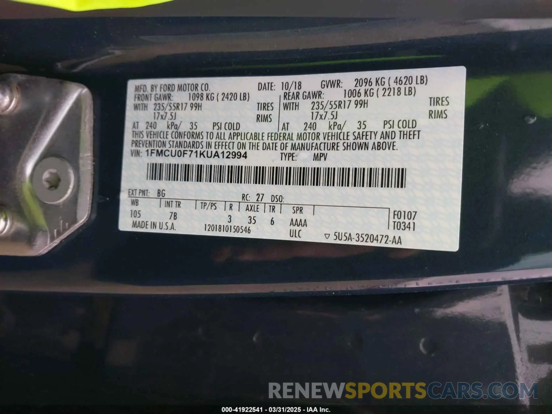 9 Photograph of a damaged car 1FMCU0F71KUA12994 FORD ESCAPE 2019