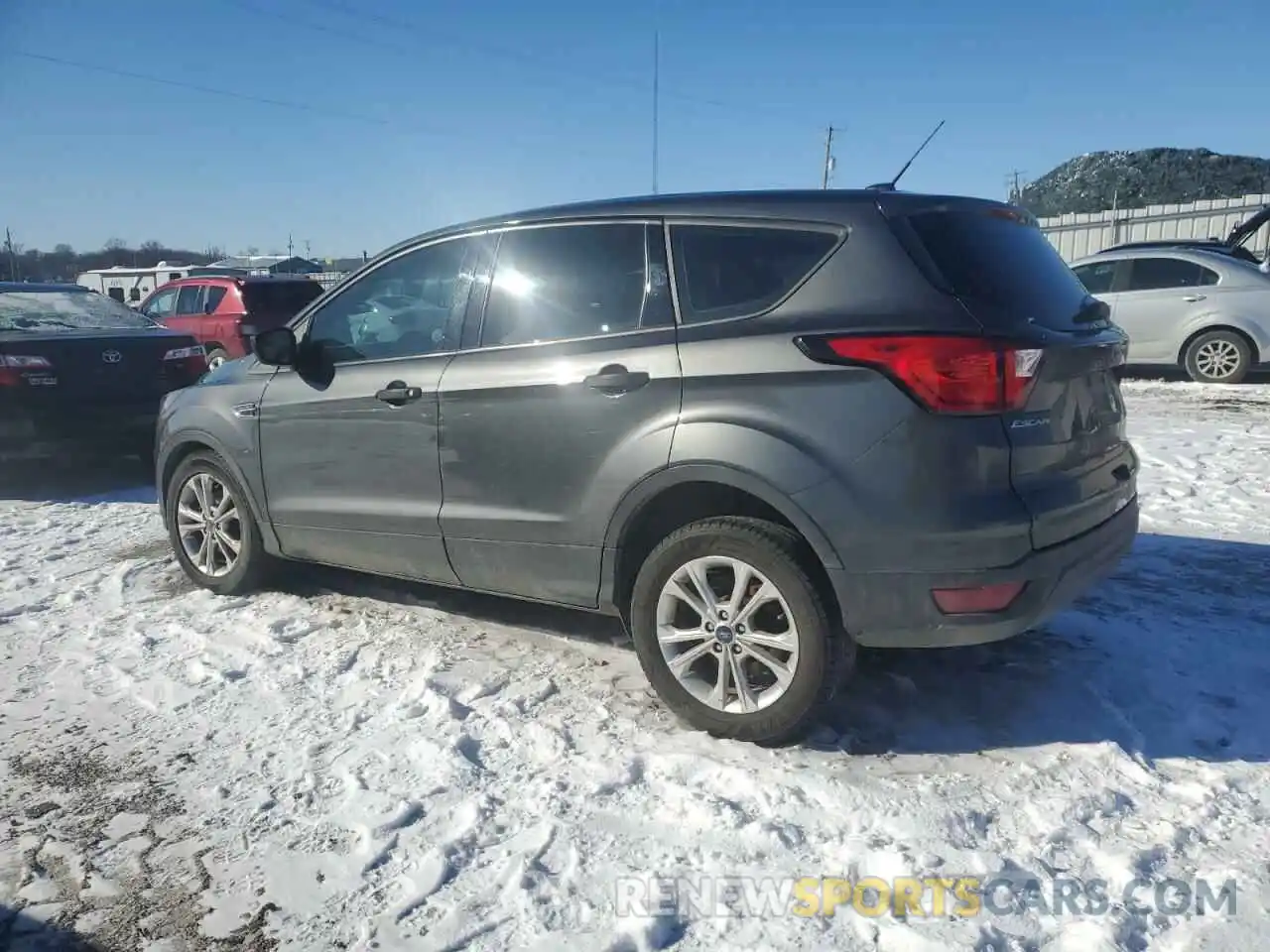 2 Photograph of a damaged car 1FMCU0F71KUA69440 FORD ESCAPE 2019