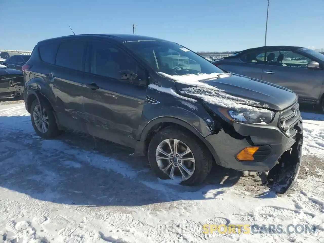 4 Photograph of a damaged car 1FMCU0F71KUA69440 FORD ESCAPE 2019