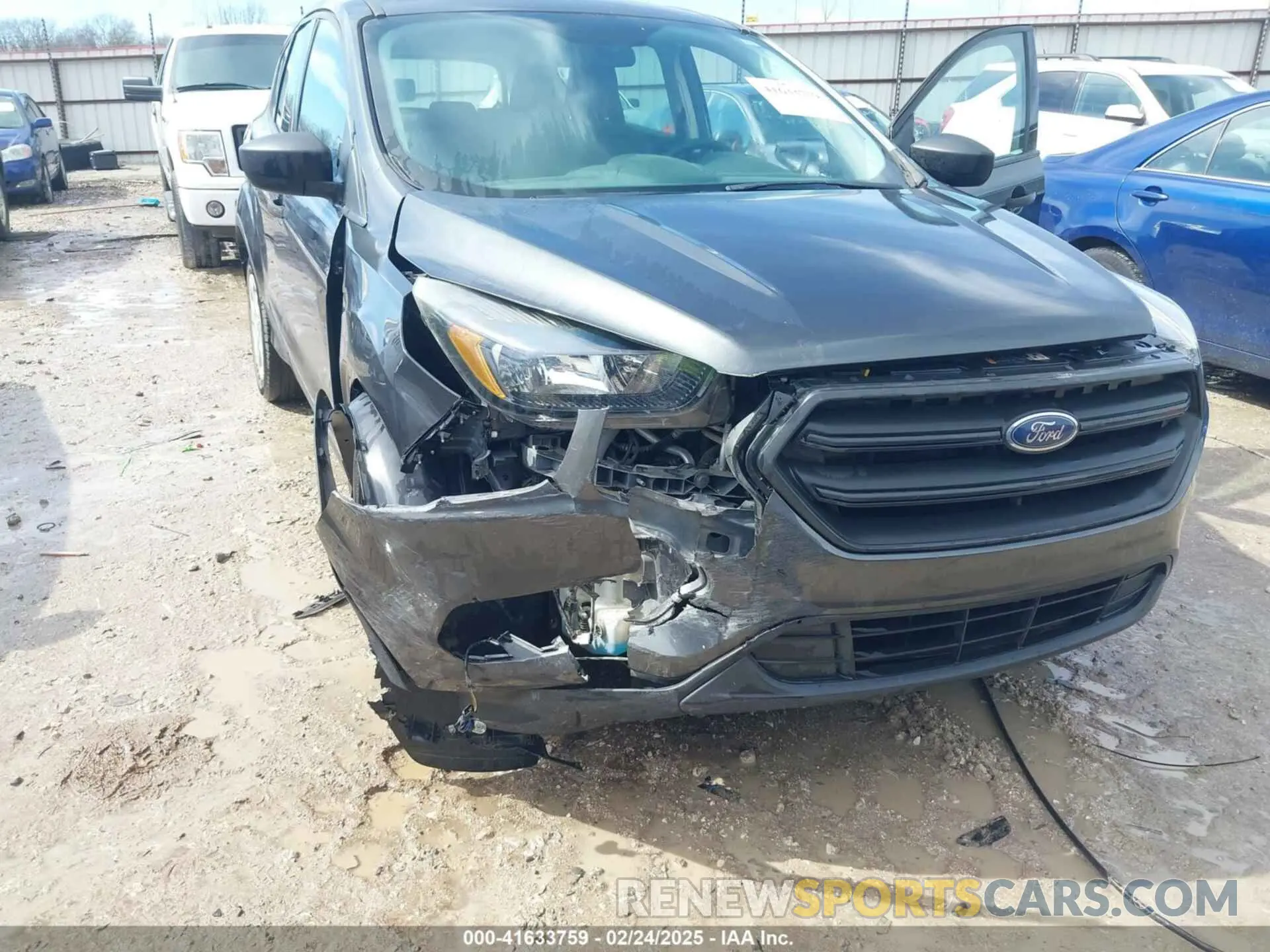 6 Photograph of a damaged car 1FMCU0F71KUA74959 FORD ESCAPE 2019