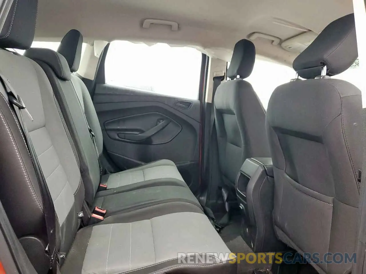 11 Photograph of a damaged car 1FMCU0F71KUA99182 FORD ESCAPE 2019