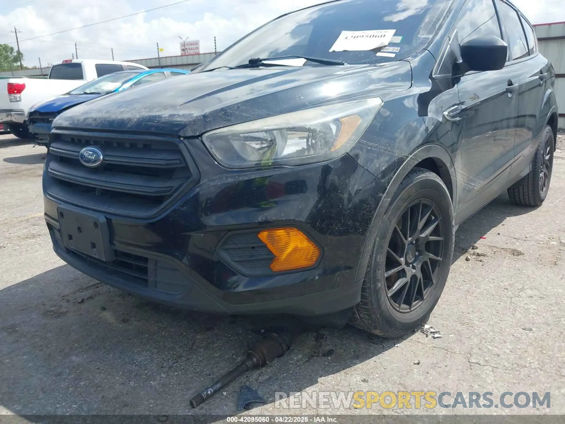 6 Photograph of a damaged car 1FMCU0F72KUA18481 FORD ESCAPE 2019