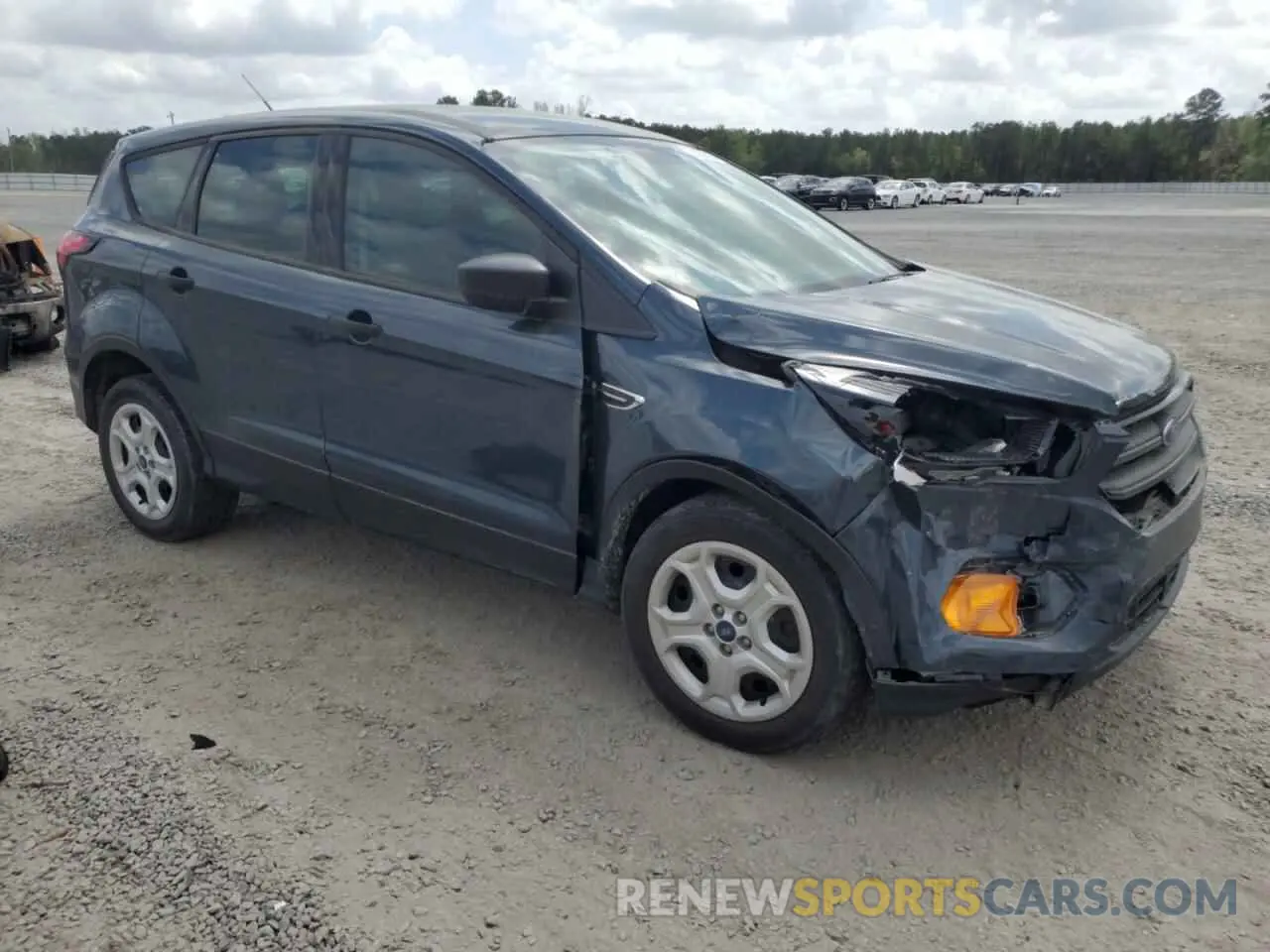 4 Photograph of a damaged car 1FMCU0F72KUA22756 FORD ESCAPE 2019