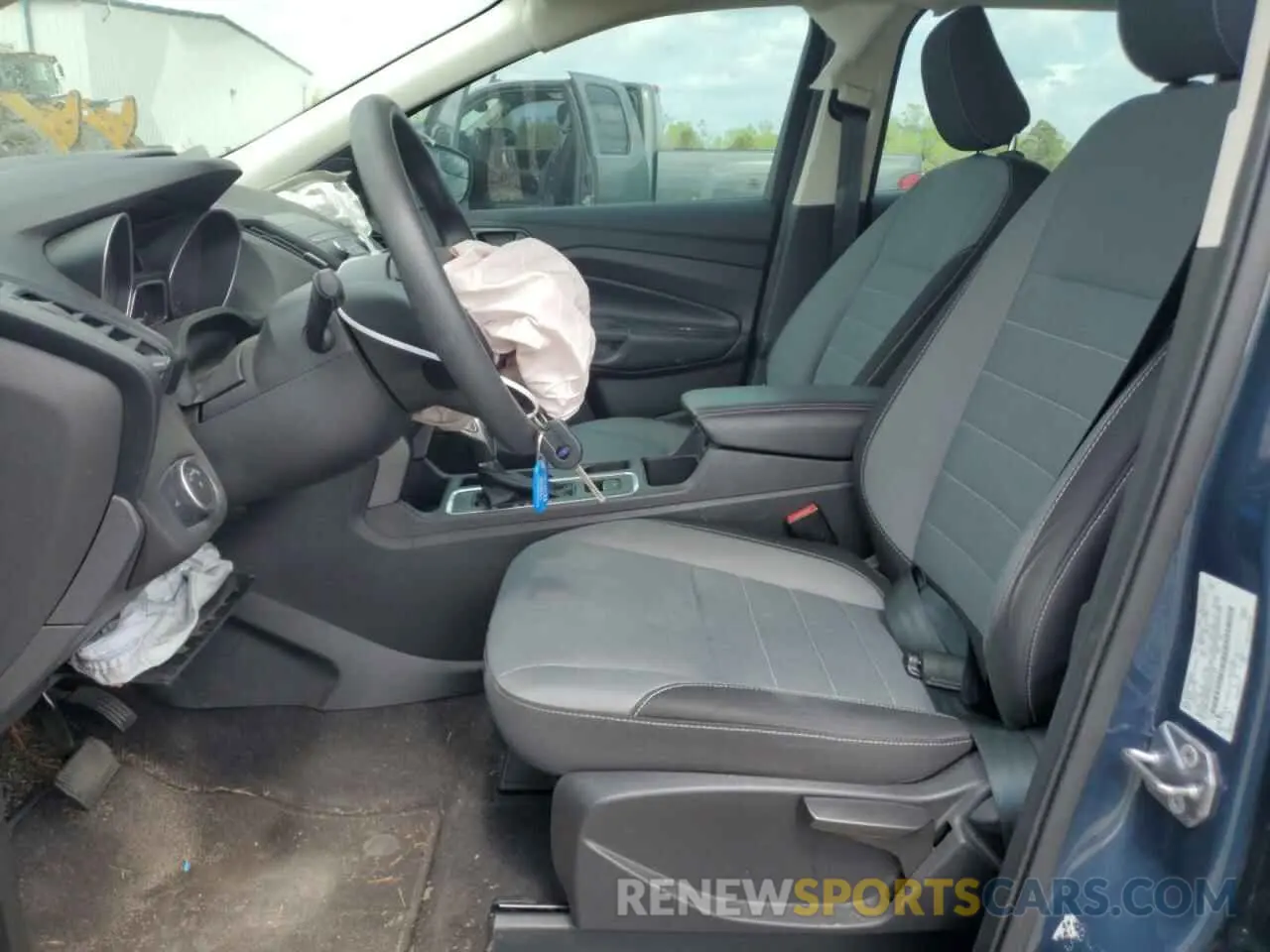 7 Photograph of a damaged car 1FMCU0F72KUA22756 FORD ESCAPE 2019