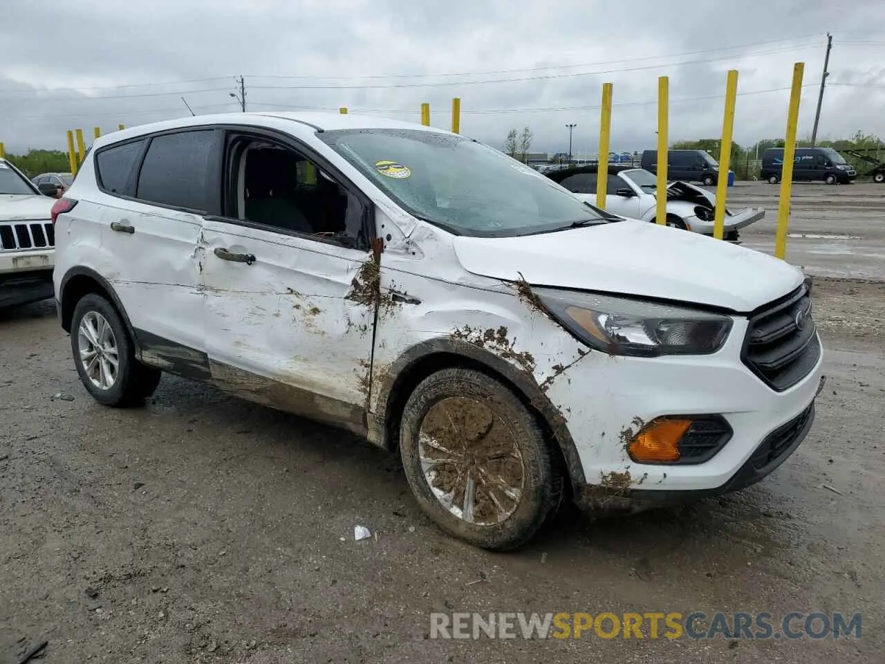 4 Photograph of a damaged car 1FMCU0F72KUA23079 FORD ESCAPE 2019