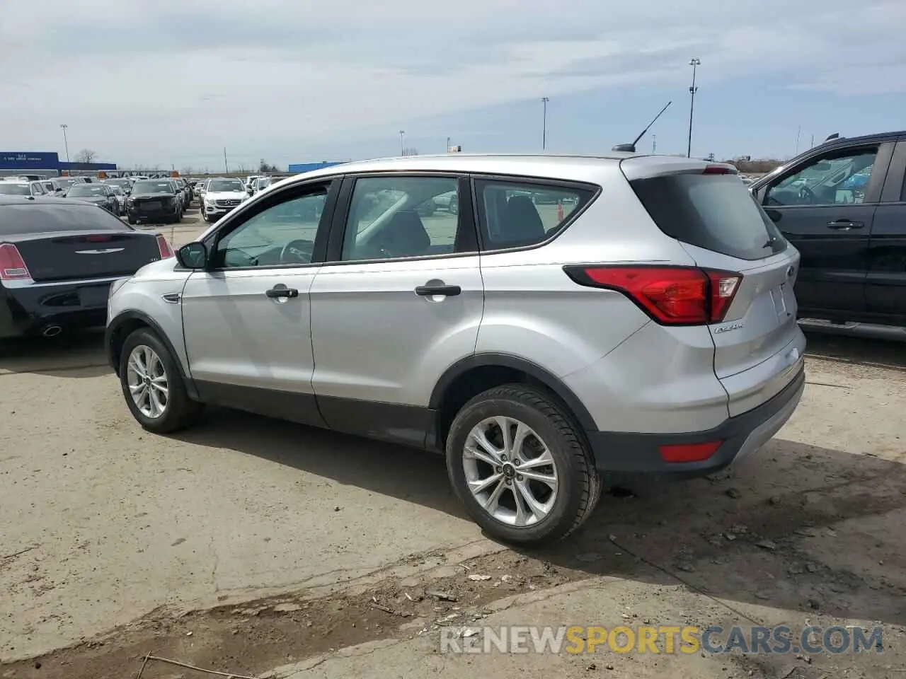 2 Photograph of a damaged car 1FMCU0F72KUA87719 FORD ESCAPE 2019