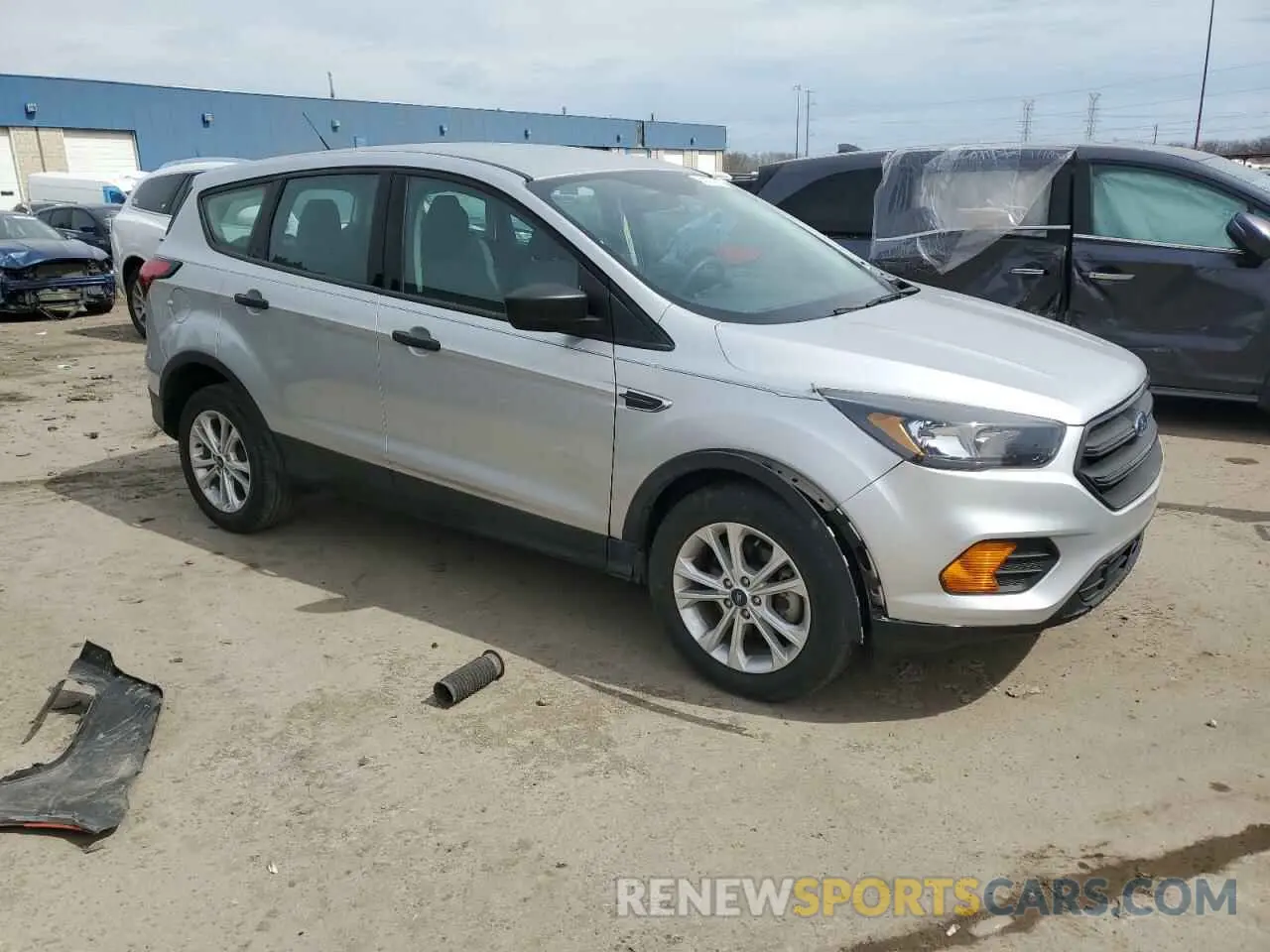 4 Photograph of a damaged car 1FMCU0F72KUA87719 FORD ESCAPE 2019