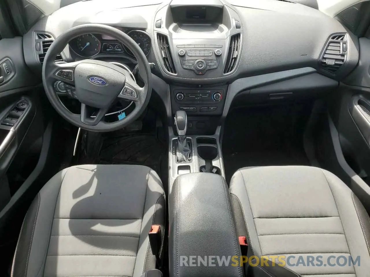 8 Photograph of a damaged car 1FMCU0F72KUA87719 FORD ESCAPE 2019