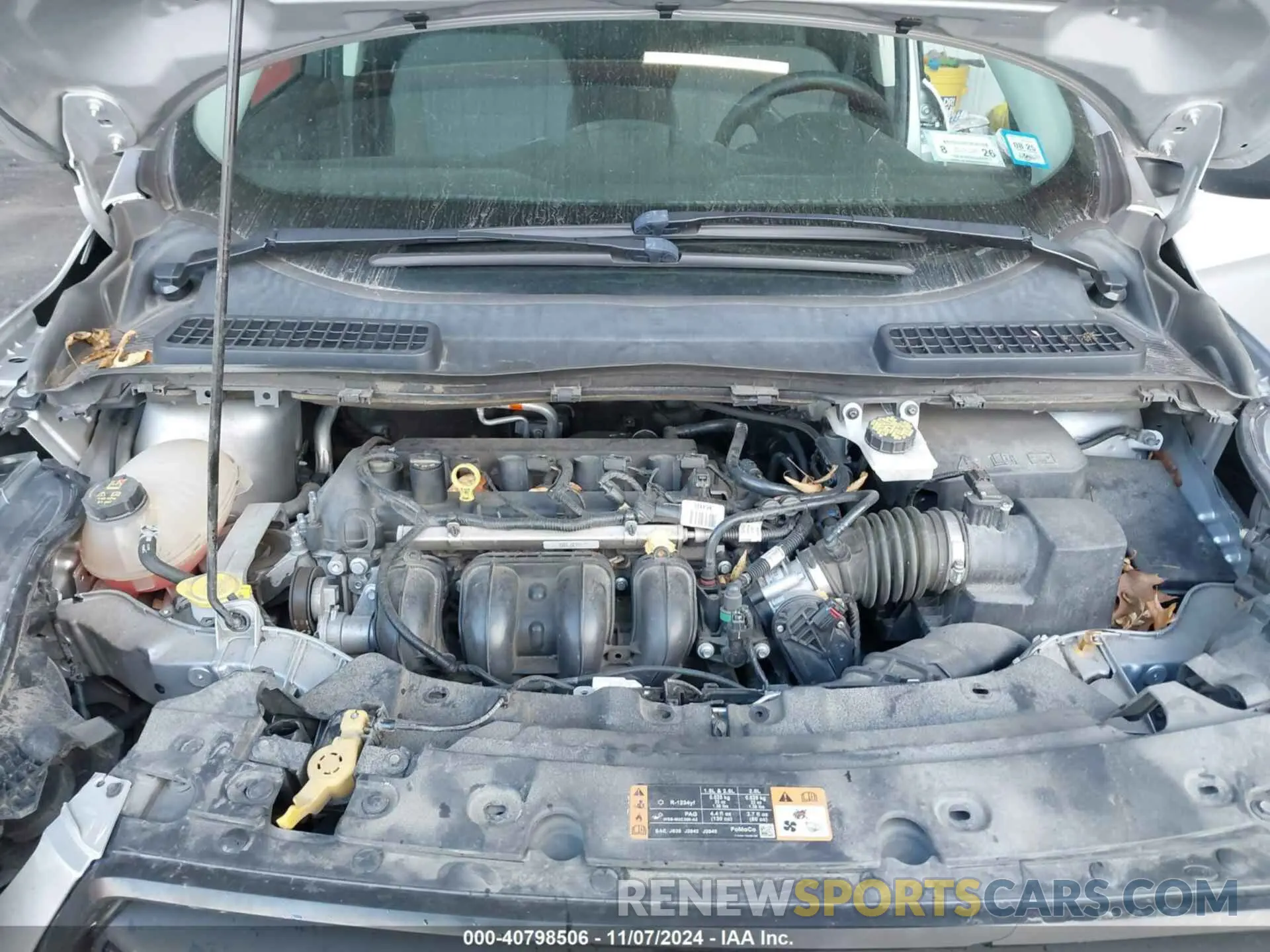 10 Photograph of a damaged car 1FMCU0F72KUB05801 FORD ESCAPE 2019