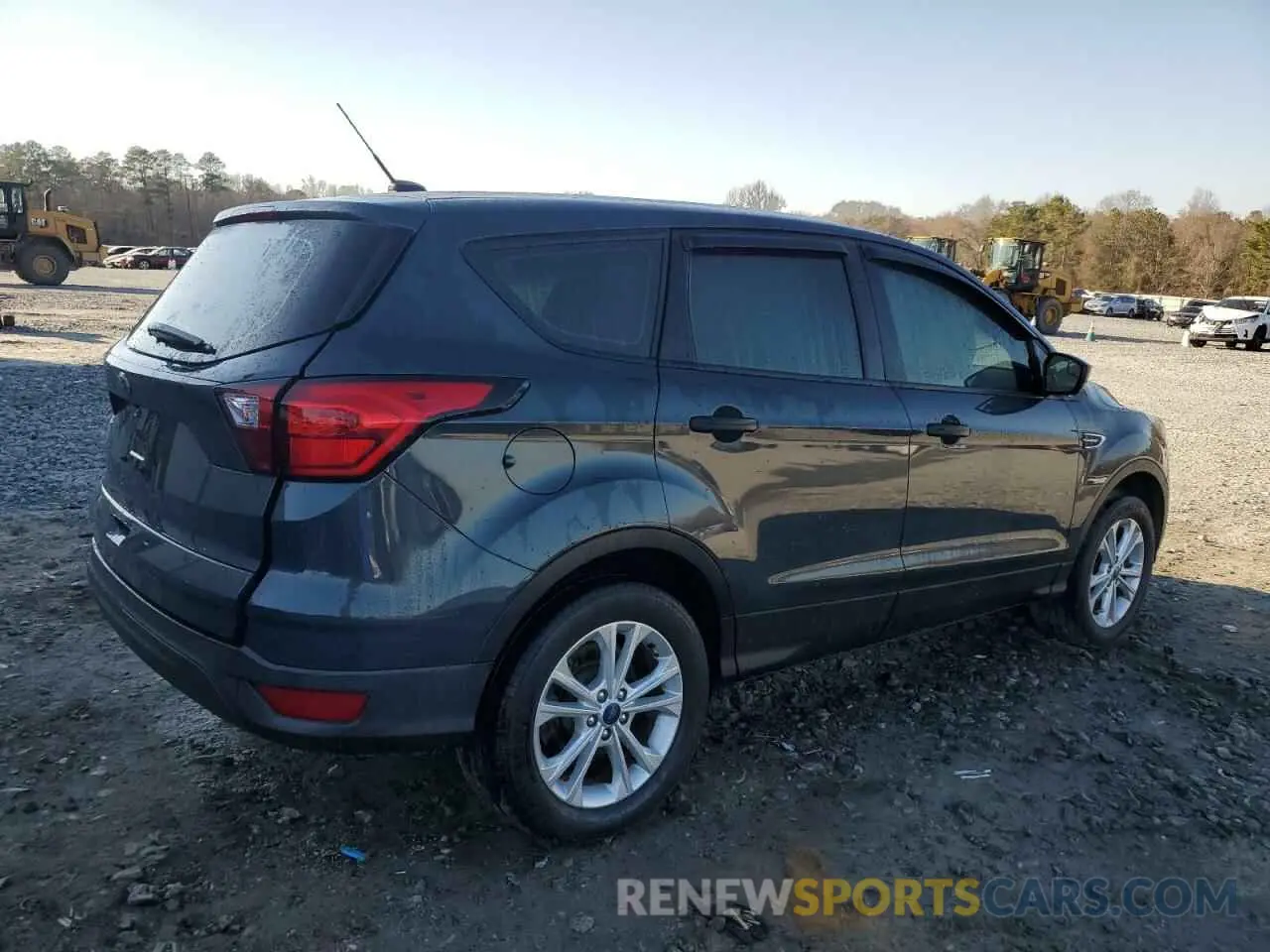 3 Photograph of a damaged car 1FMCU0F72KUB45800 FORD ESCAPE 2019