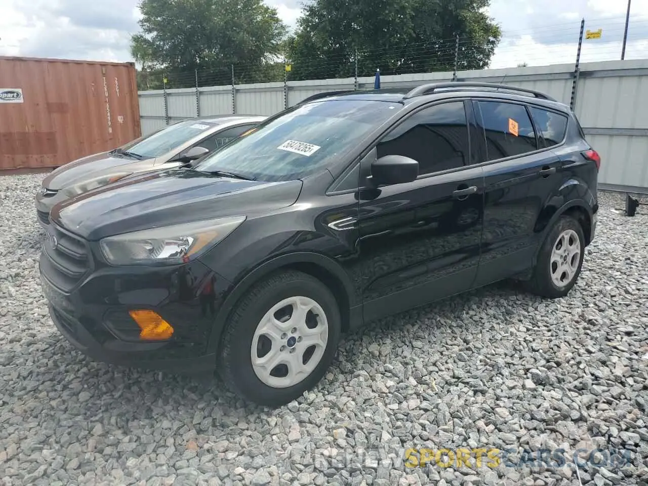 1 Photograph of a damaged car 1FMCU0F73KUA75241 FORD ESCAPE 2019