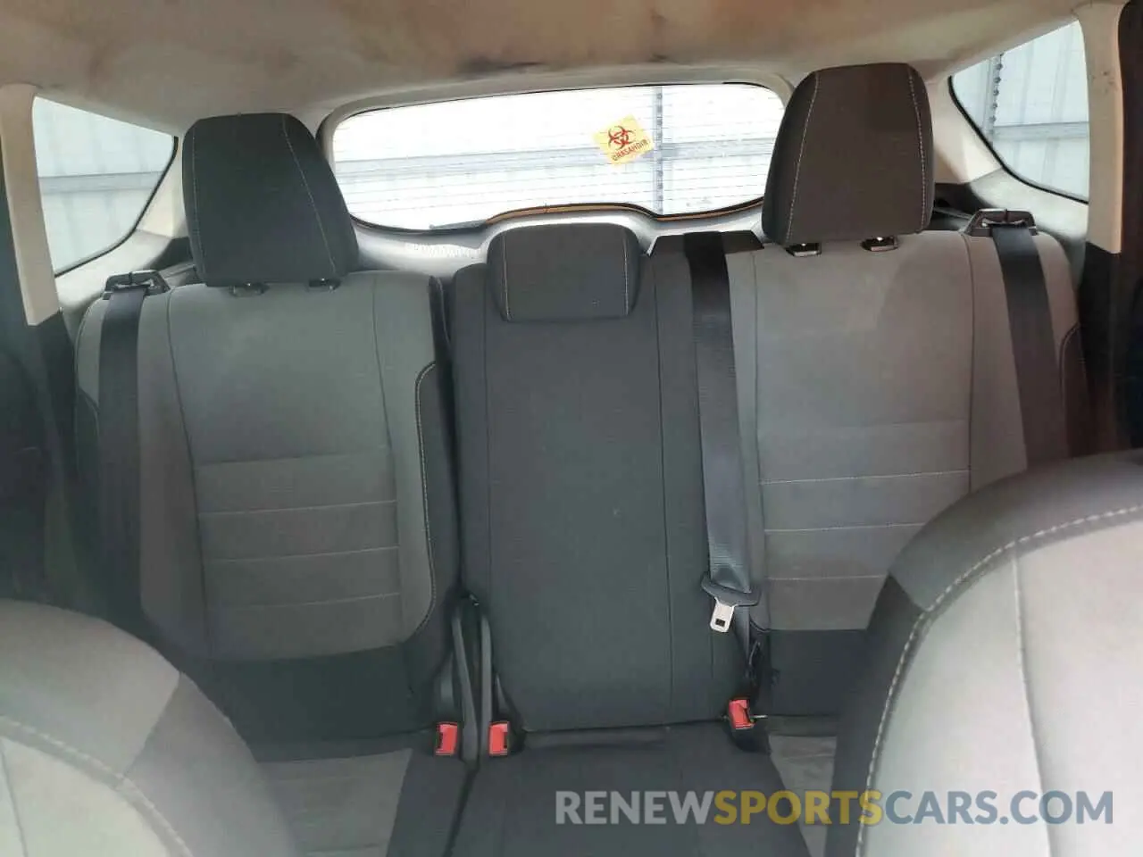 10 Photograph of a damaged car 1FMCU0F73KUA75241 FORD ESCAPE 2019