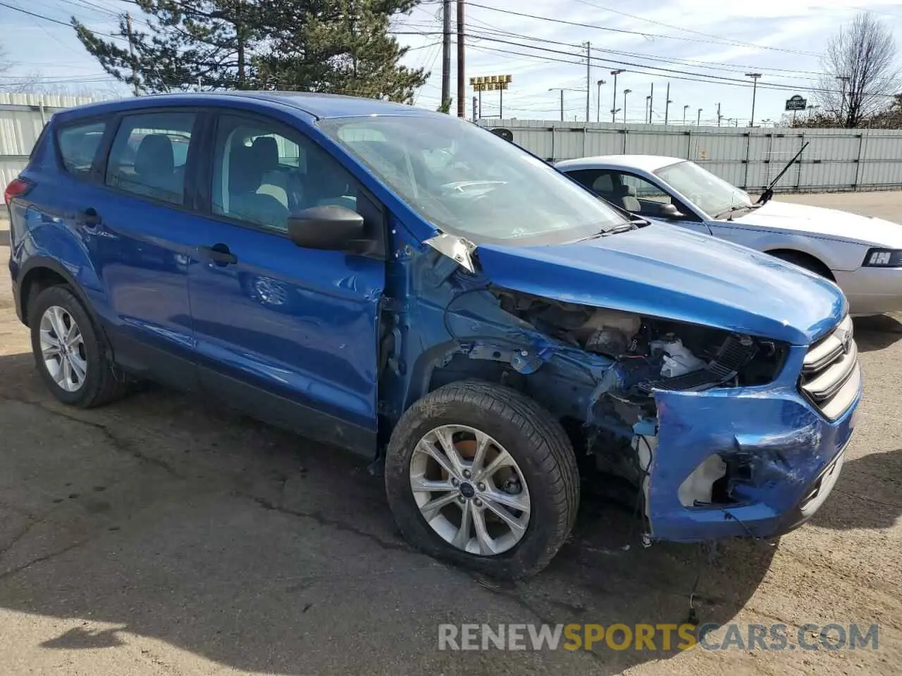 4 Photograph of a damaged car 1FMCU0F73KUA76504 FORD ESCAPE 2019